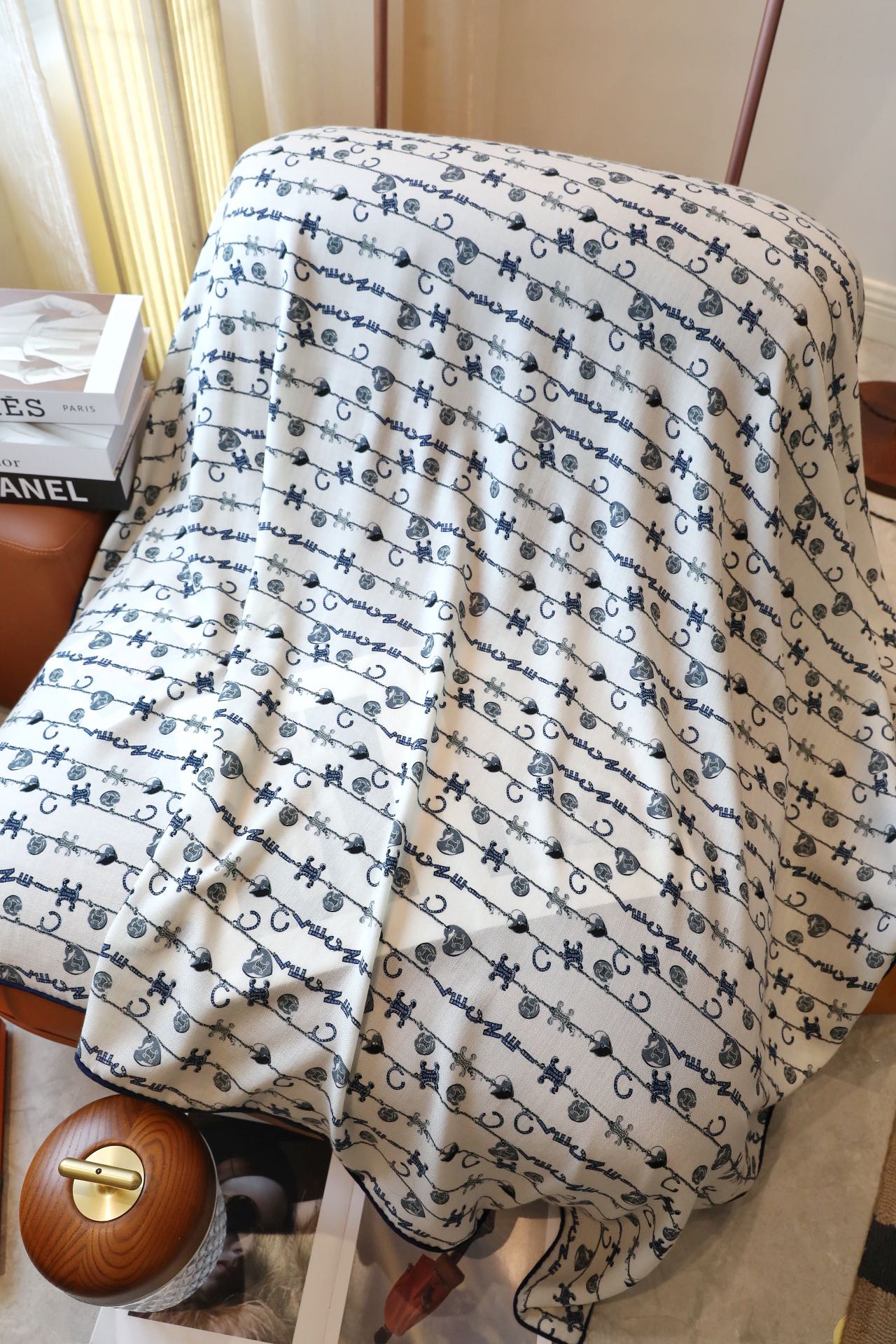 [TOP] CELINE Square Scarf 140*140cm - White