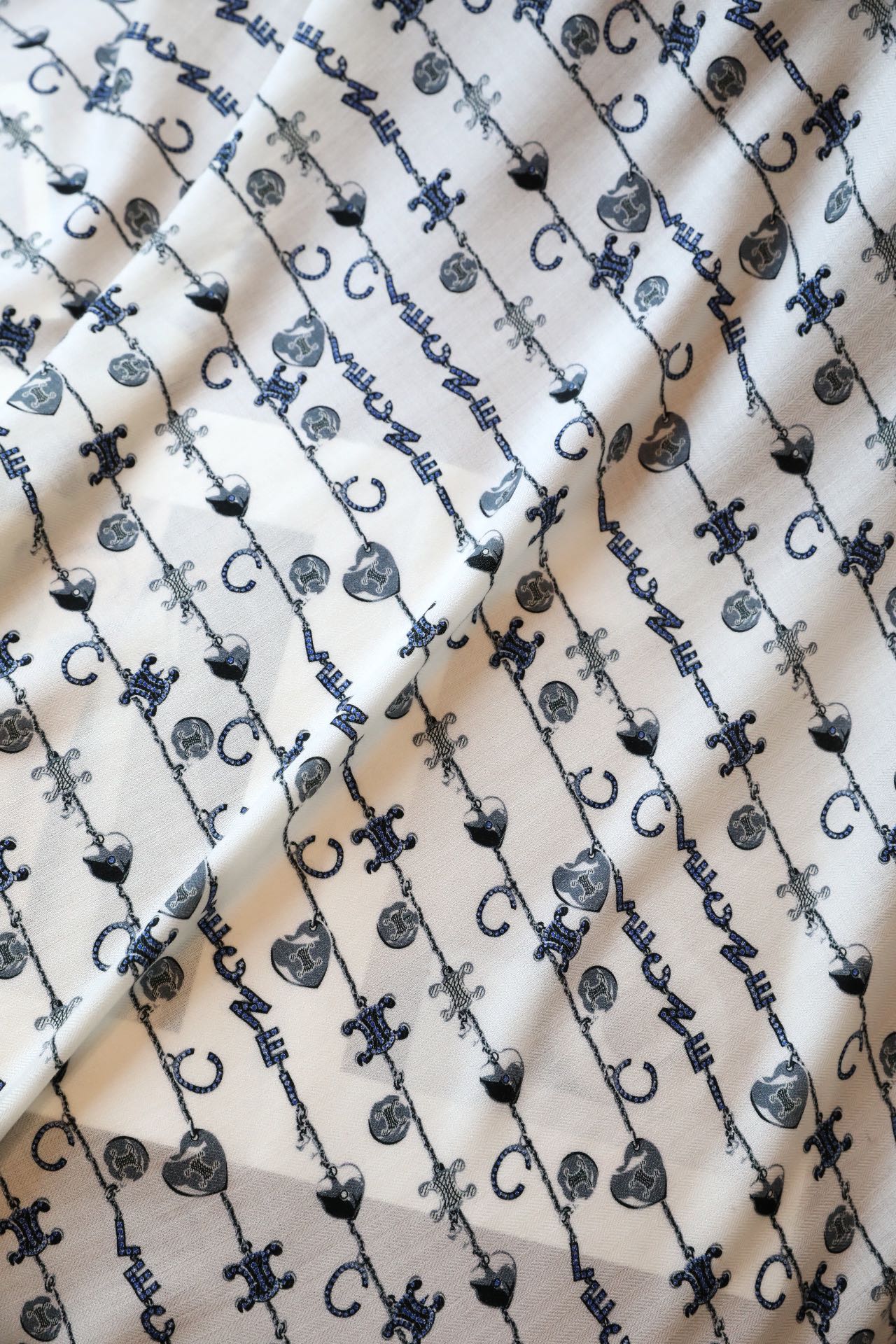 [TOP] CELINE Square Scarf 140*140cm - White