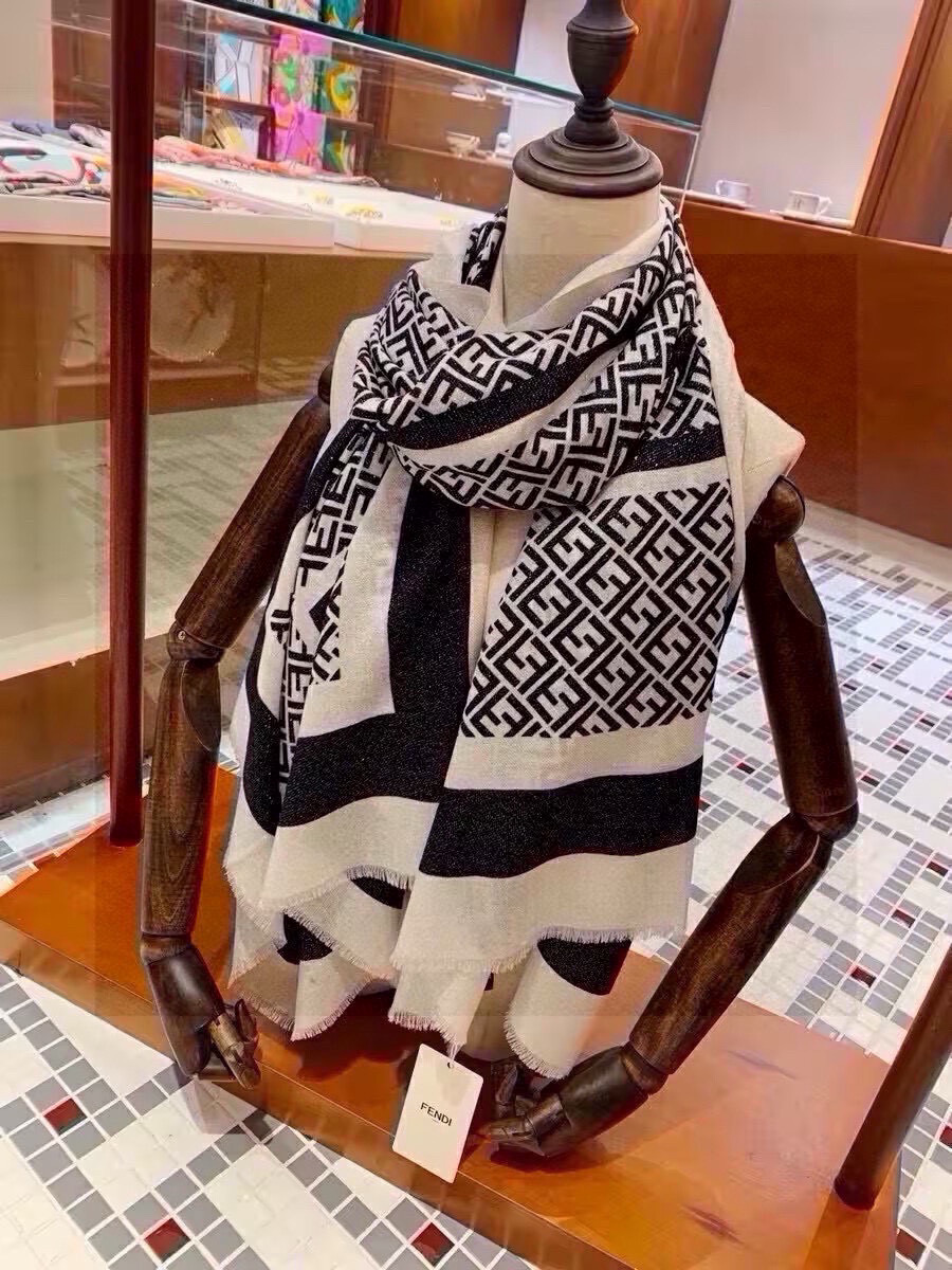 [TOP] FENDI FF  Cashmere Scarf 100*200cm - 2 Colors