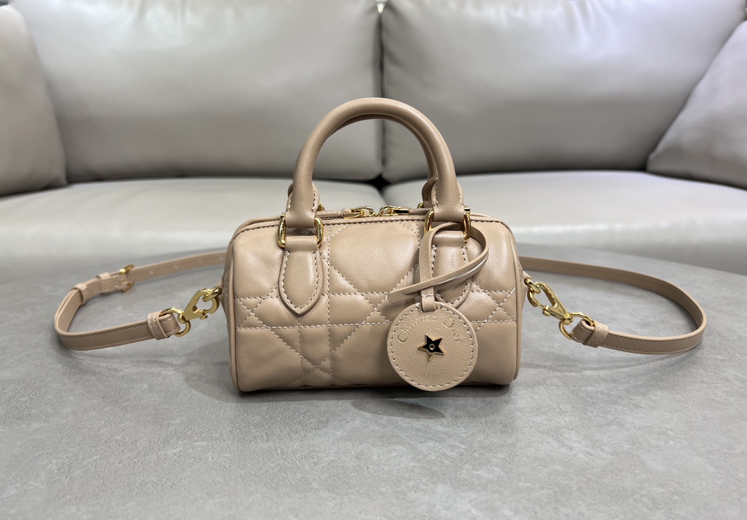 [TOP] Christian Dior Groove 16.5/25 Bag Calfskin 16.5x10x8cm/25x19x16cm - Beige