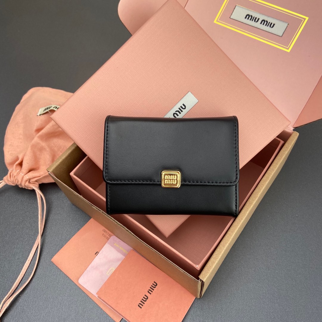 [TOP] Miu Miu Lambskin Card Holder - 3 Color