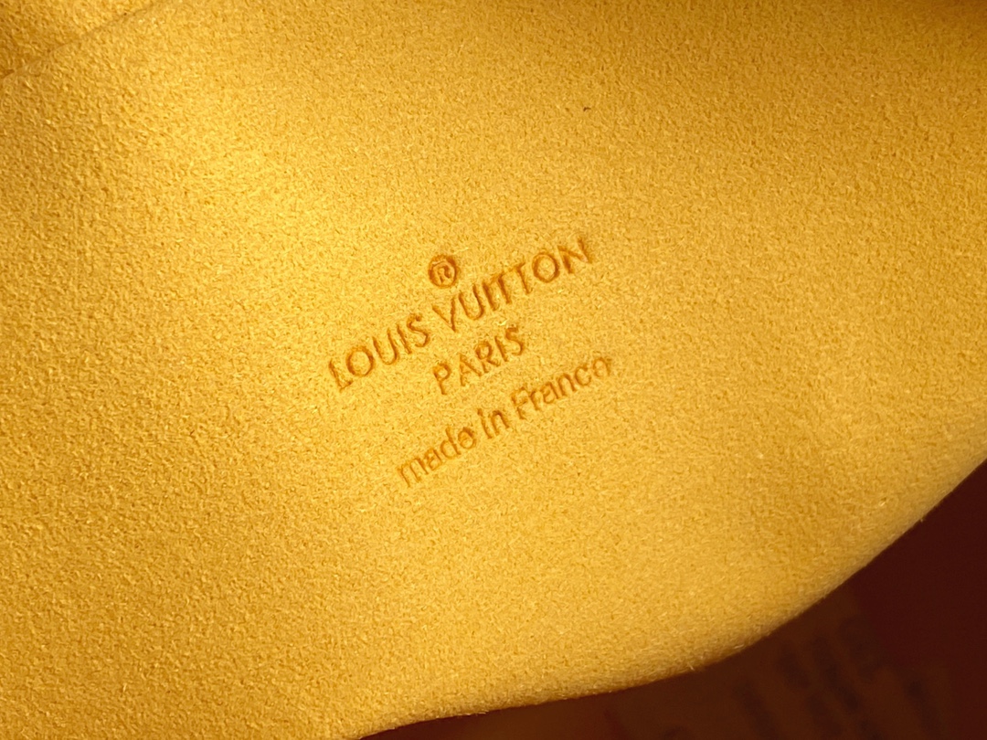 [TOP] Louis Vuitton LV Denim Monogram and Vachetta Trim Camera Bag 18*20*7cm- Blue