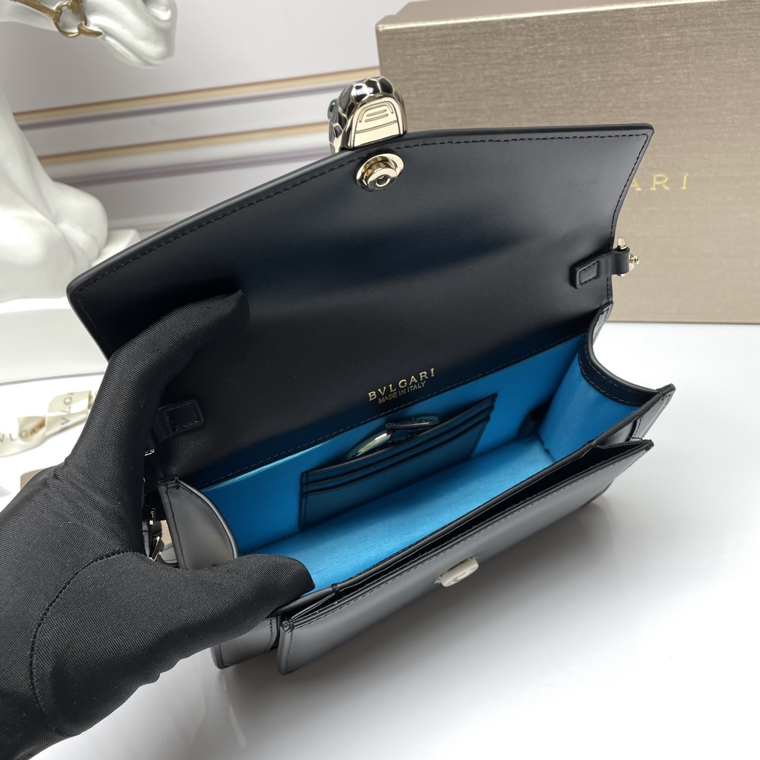 [TOP] BVLGARI Serpenti Forever Crossbody Bag 22x15x4.5cm - Black