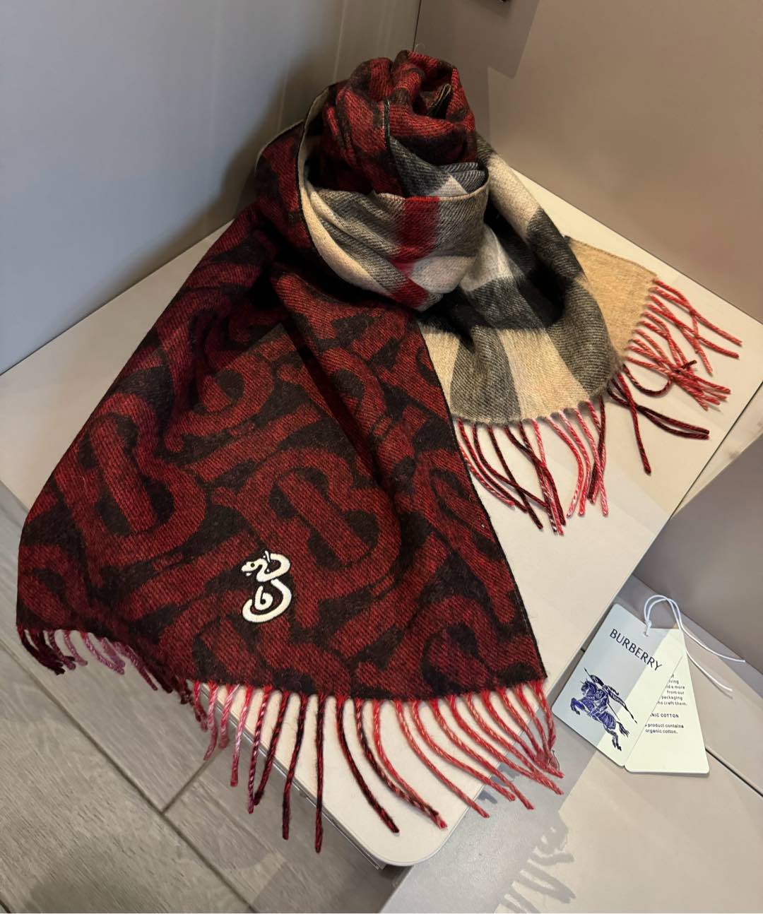 [TOP] BURBERRY Cashmere Scarf 45*180cm- Red