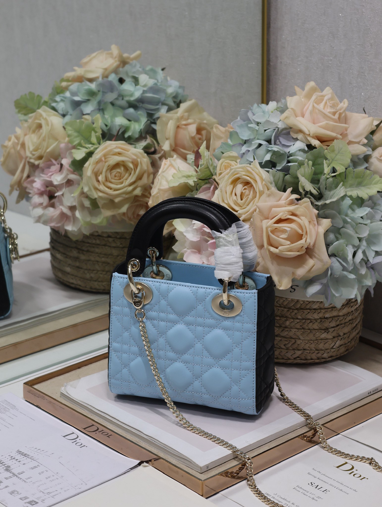 [TOP] Christian Dior Lambskin Lady Dior Bags - 3 Sizes&GHW - Blue Paired With Black