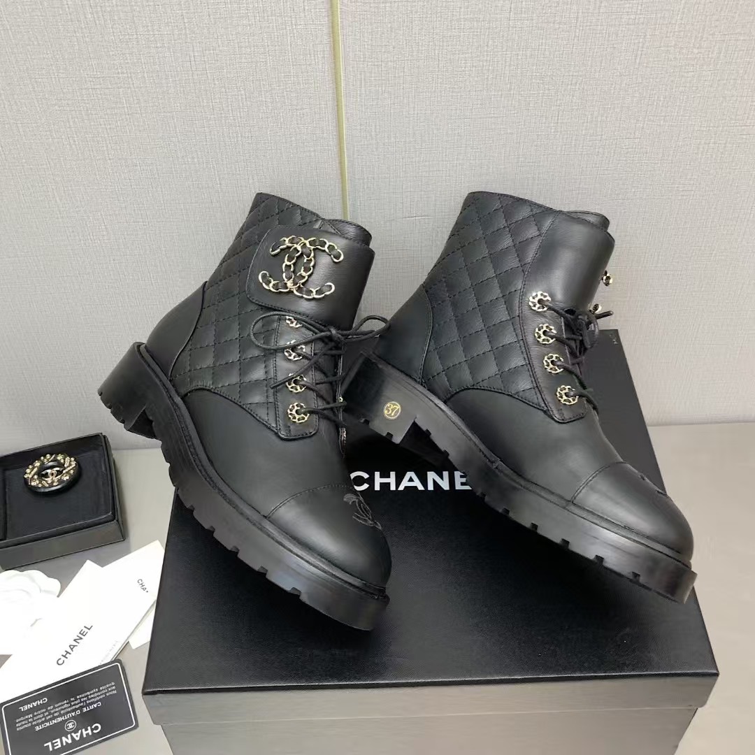 [TOP] CHANEL Boots - Black