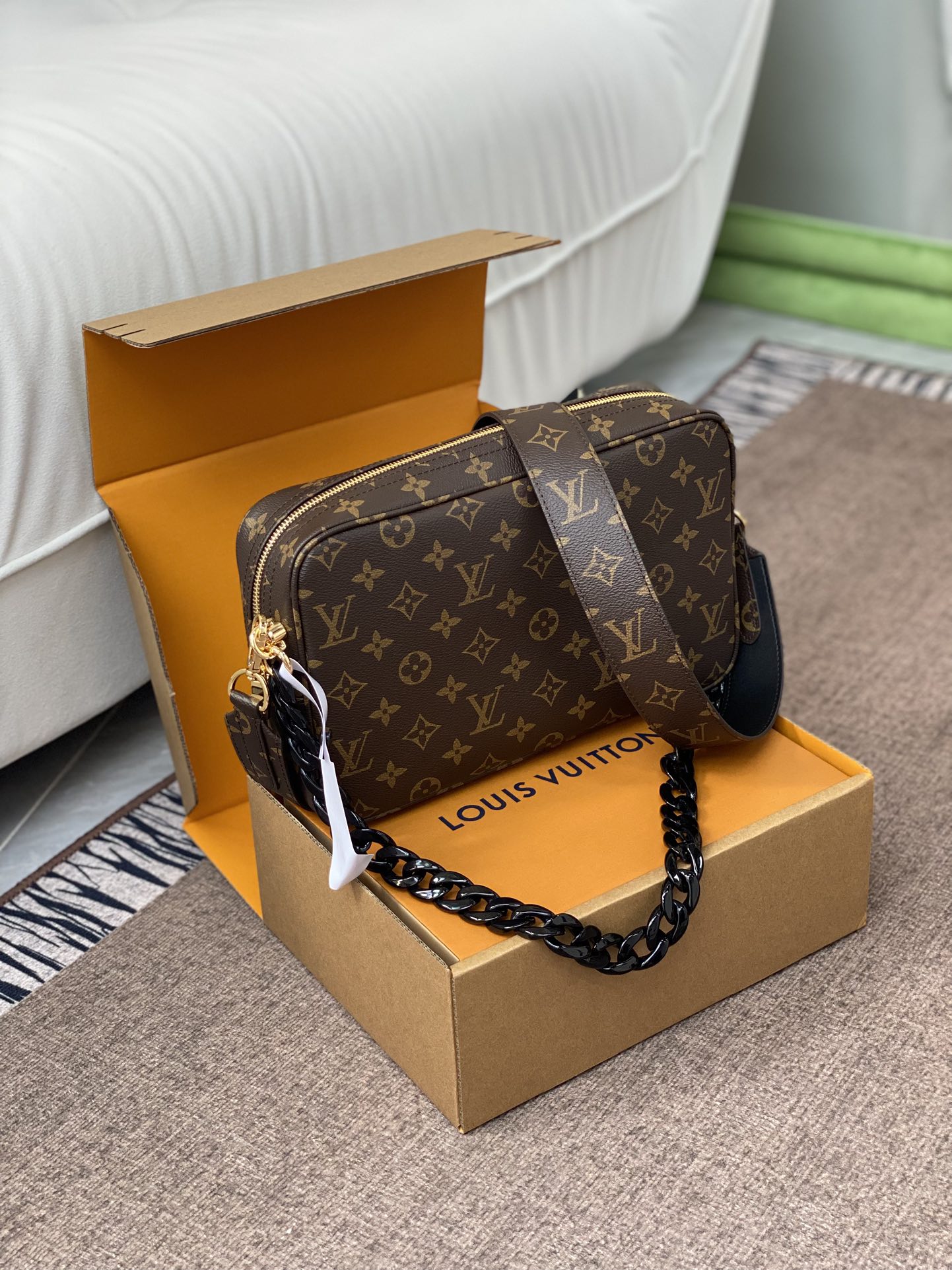 [TOP] Louis Vuitton LV  Bag 27x18x9cm- Brown
