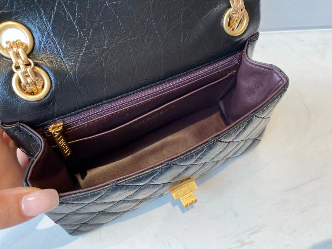 [TOP] CHANEL 2.55 Reissue Flap Bag Small 20cm - Black - SHW & GHW