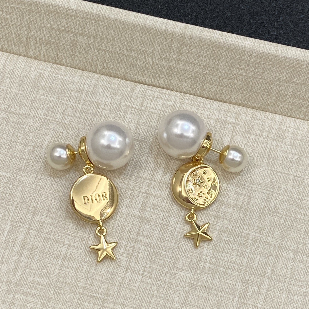 [TOP] Christian Dior Necklace/Bracelet/Earrings/Rings - Gold