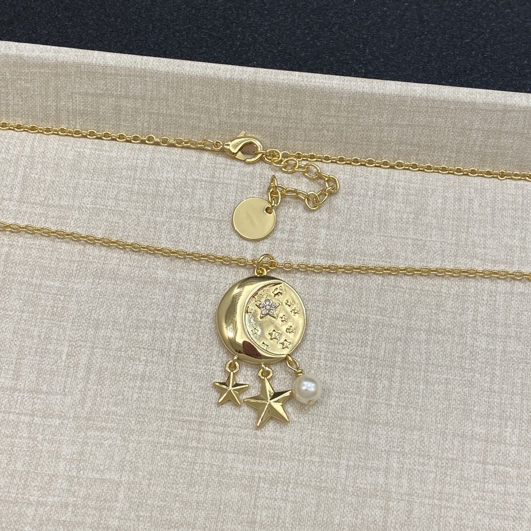 [TOP] Christian Dior Necklace/Bracelet/Earrings/Rings - Gold