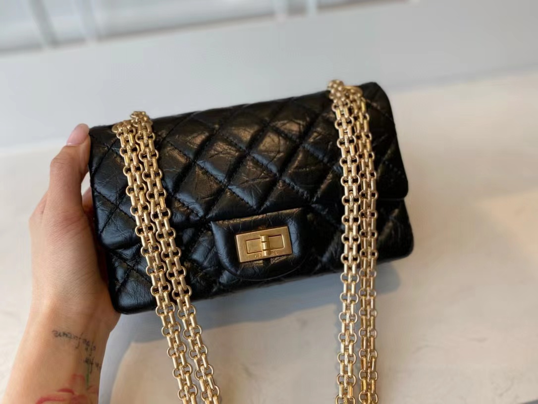 [TOP] CHANEL 2.55 Reissue Flap Bag Small 20cm - Black - SHW & GHW