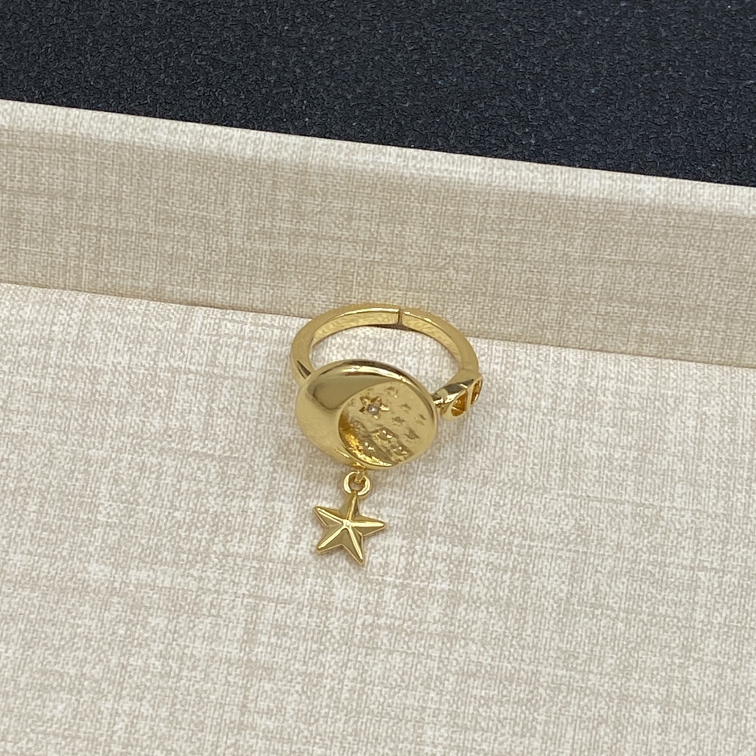 [TOP] Christian Dior Necklace/Bracelet/Earrings/Rings - Gold