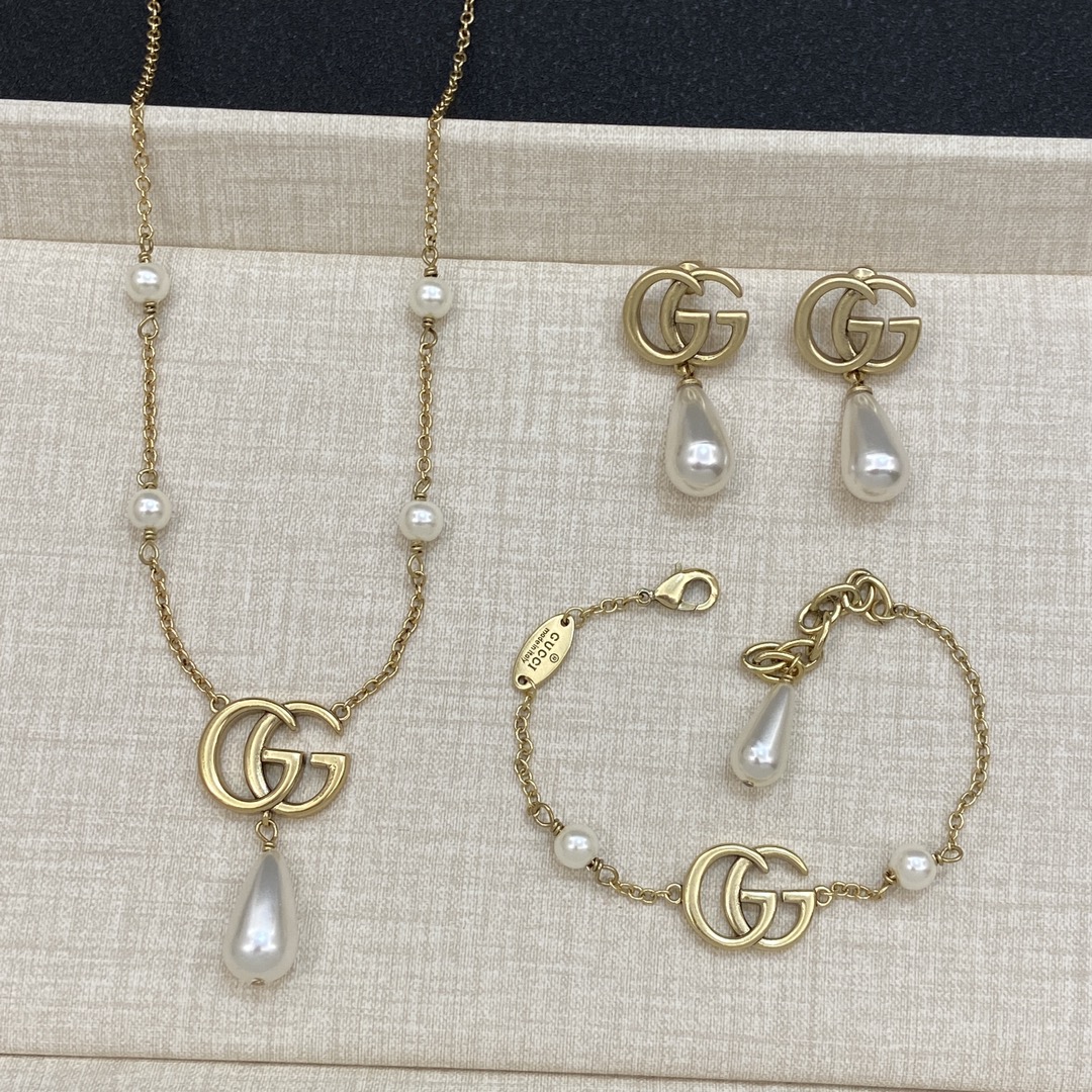 [TOP] GUCCI GG Necklaces+Bracelet+Earrings  - Gold