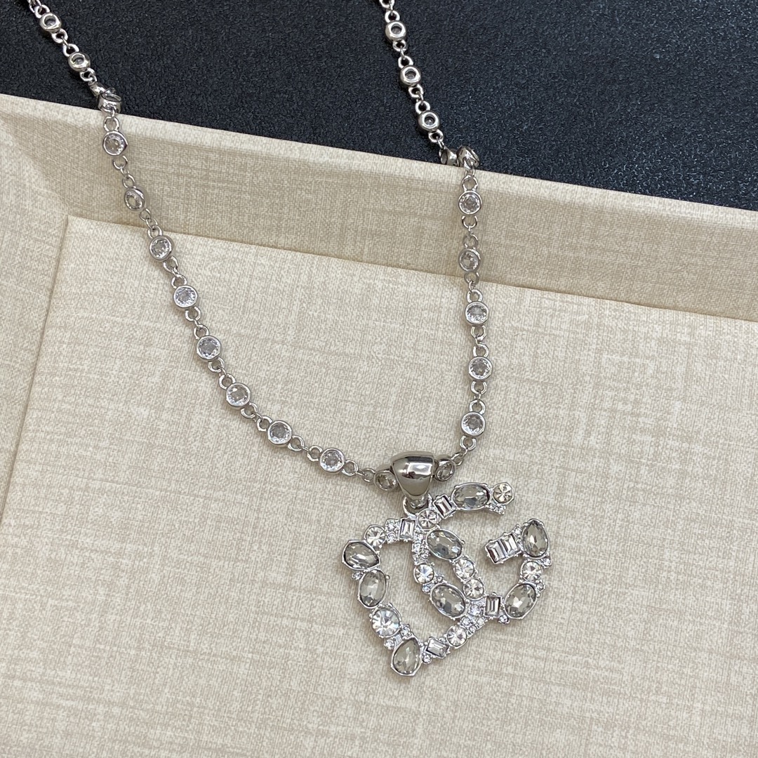 [TOP] Dolce & Gabbana D&G Necklaces - 2 Colour