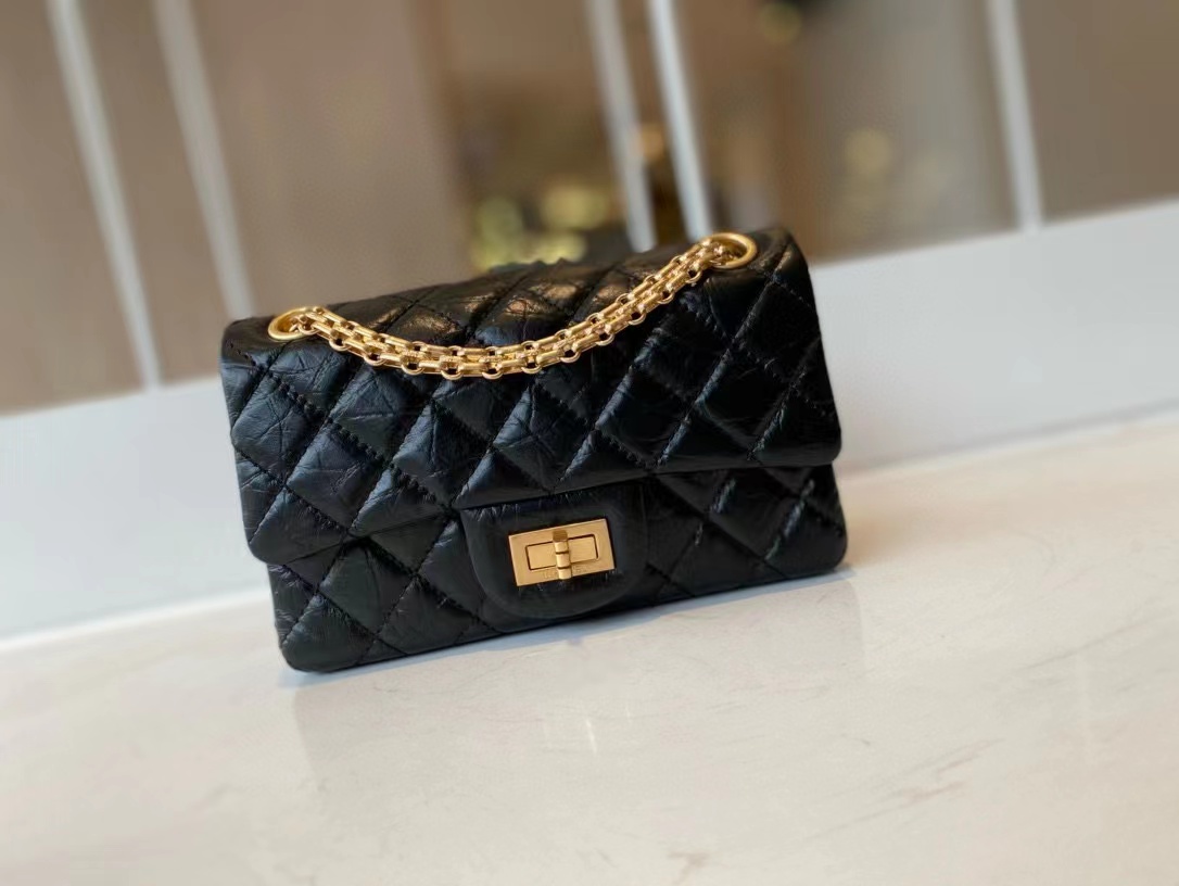 [TOP] CHANEL 2.55 Reissue Flap Bag Small 20cm - Black - SHW & GHW