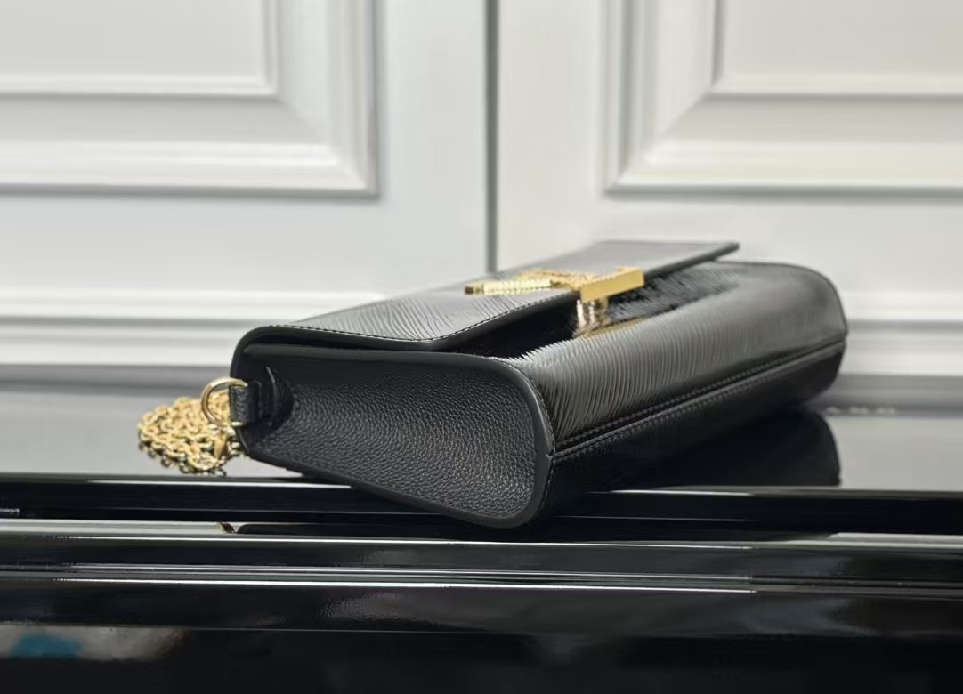 [TOP] Louis Vuitton LV Pochette Louise Bag 22x14x5cm - Black w GHW