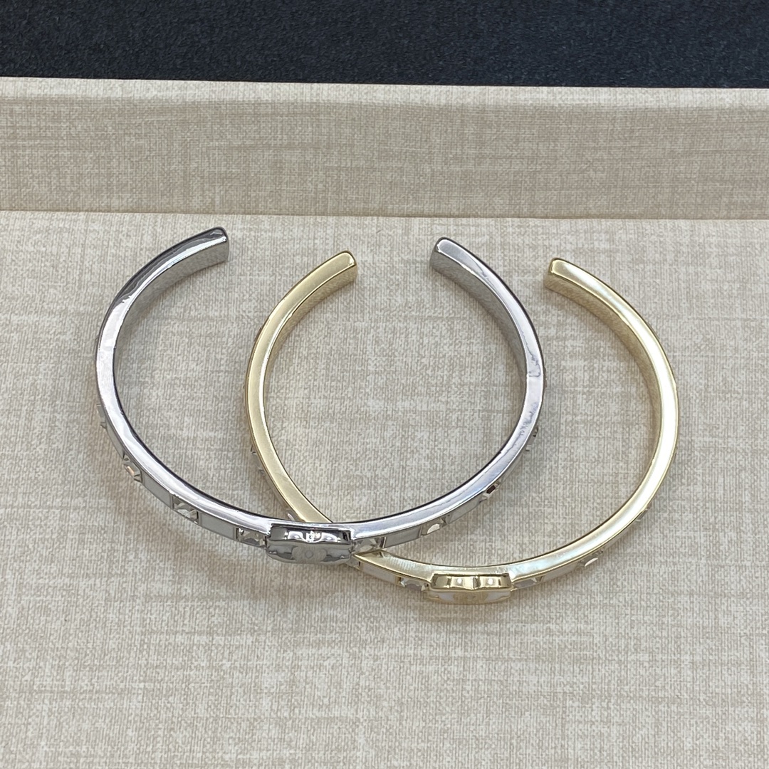 [TOP] CHANEL Bracelet - 2 Colors