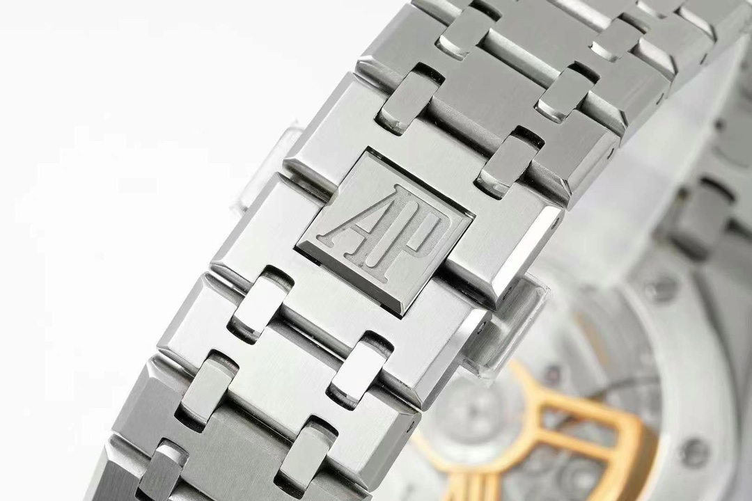 [TOP] Audemars Piguet × kaws Watch-Sliver