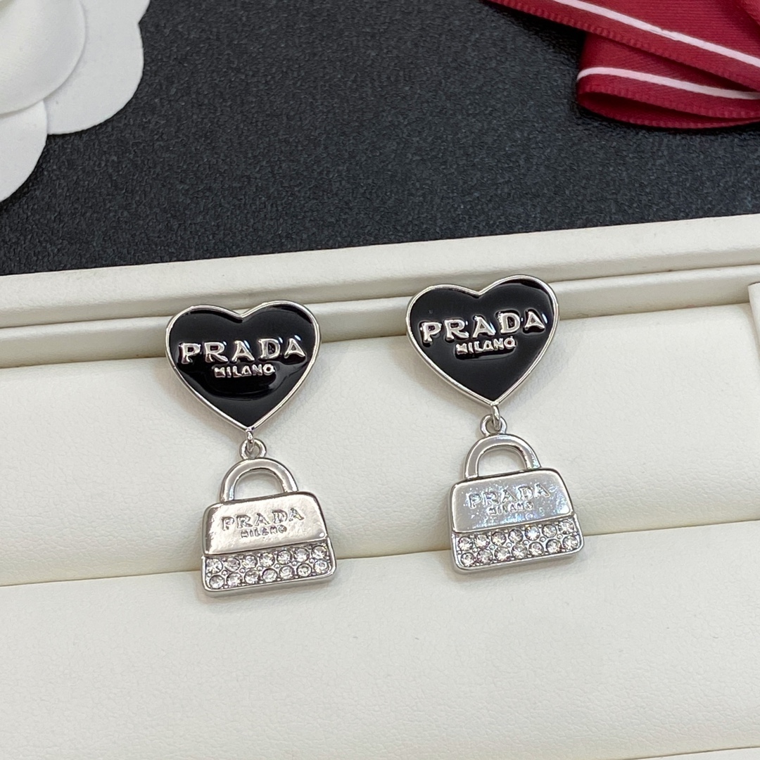 [TOP] PRADA Love Earrings - 4 Colour