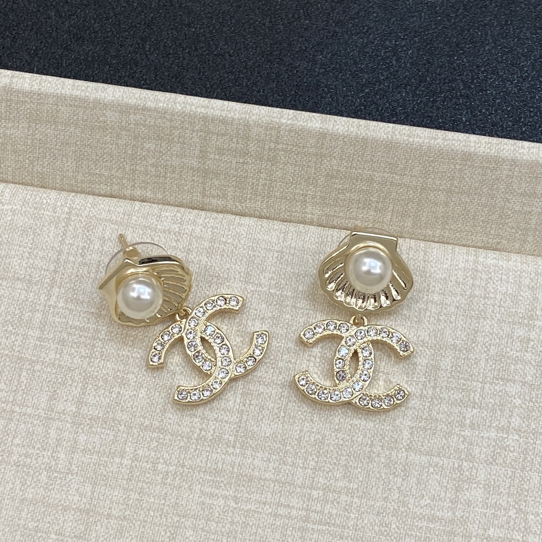 [TOP] CHANEL Pedant CC Earrings