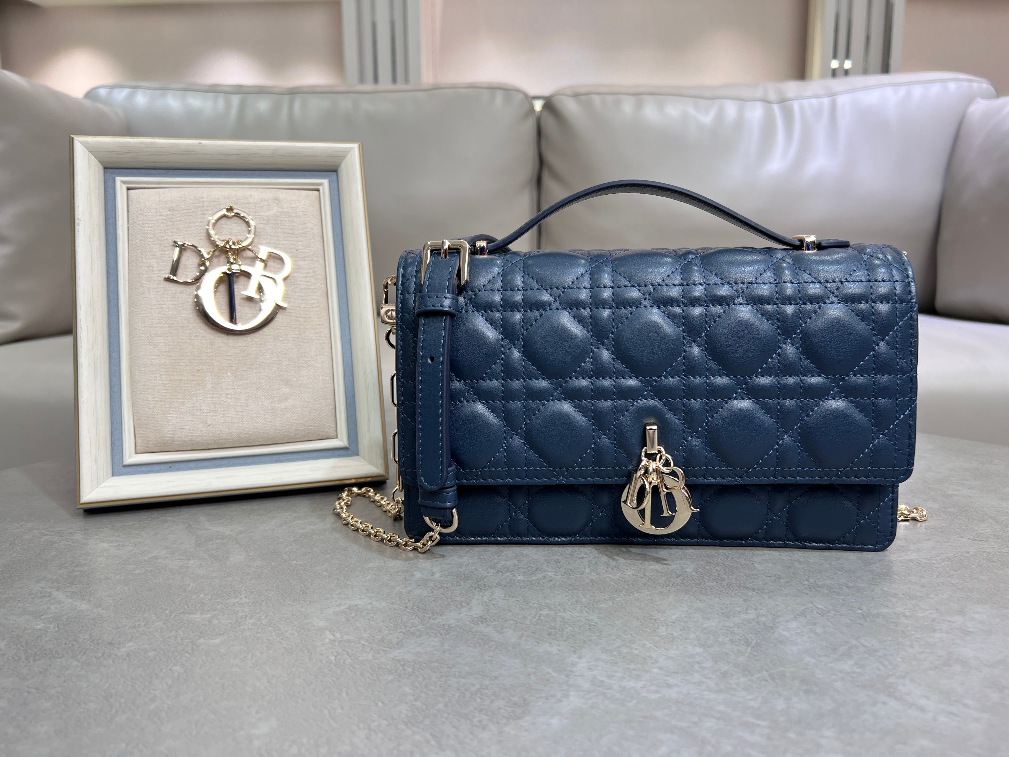 [TOP] Christian Dior Miss Bag Sheepskin 24x14x7.5cm - Dark Blue