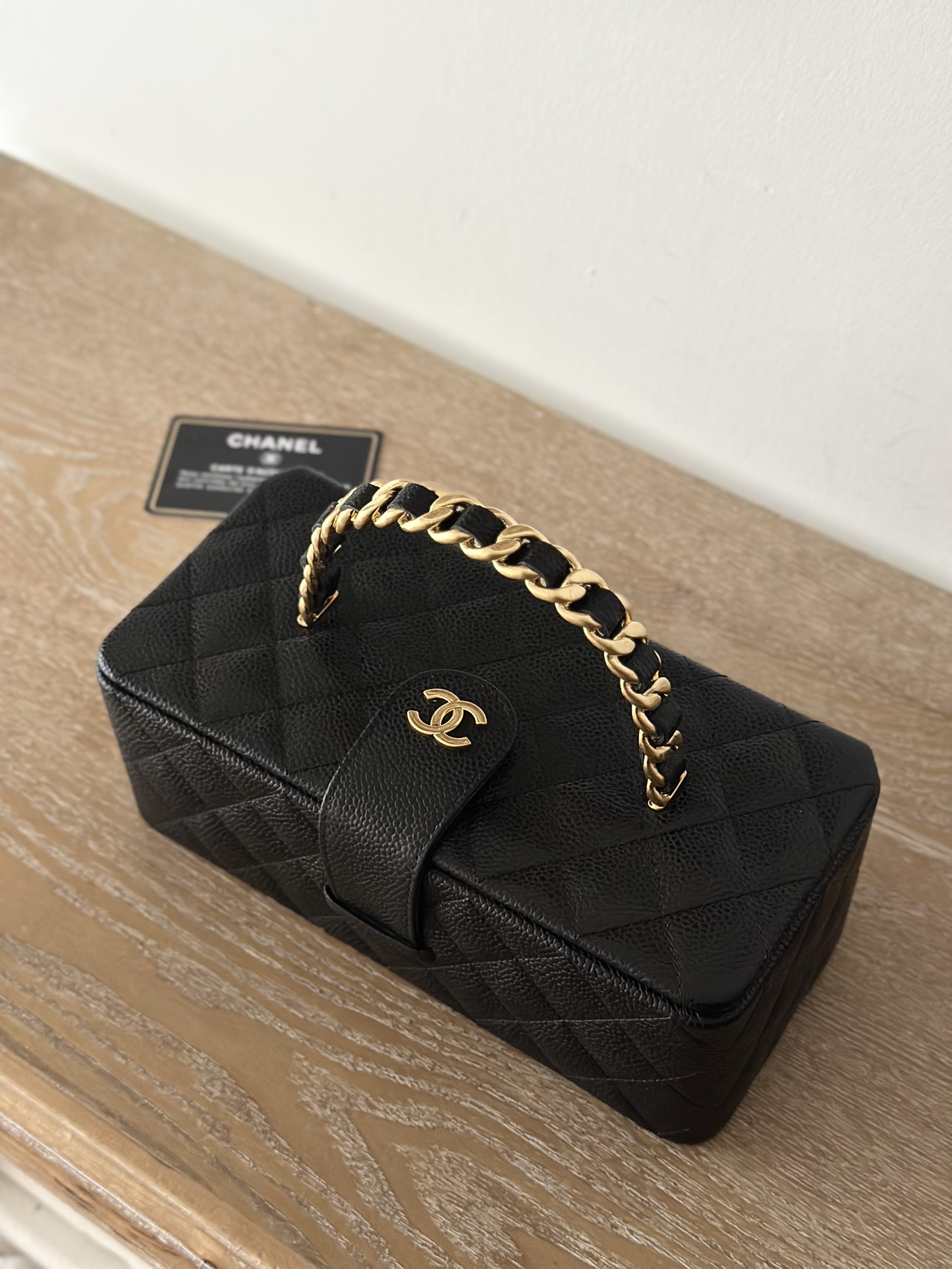 [TOP] CHANEL Vanity Case Calfskin 8.5x11x9.5cm/8.5x22x10cm - Black