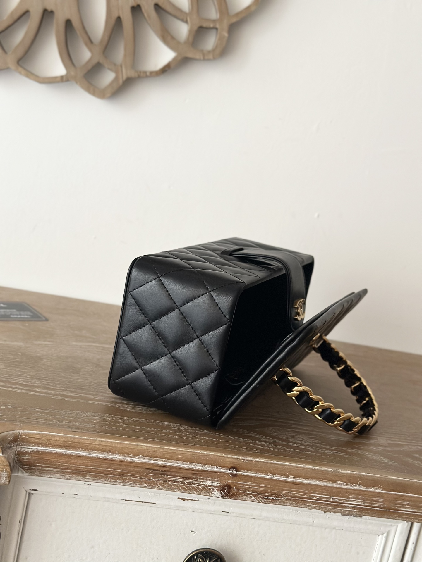 [TOP] CHANEL Vanity Case Lambskin 8.5x11x9.5cm/8.5x22x10cm - Black