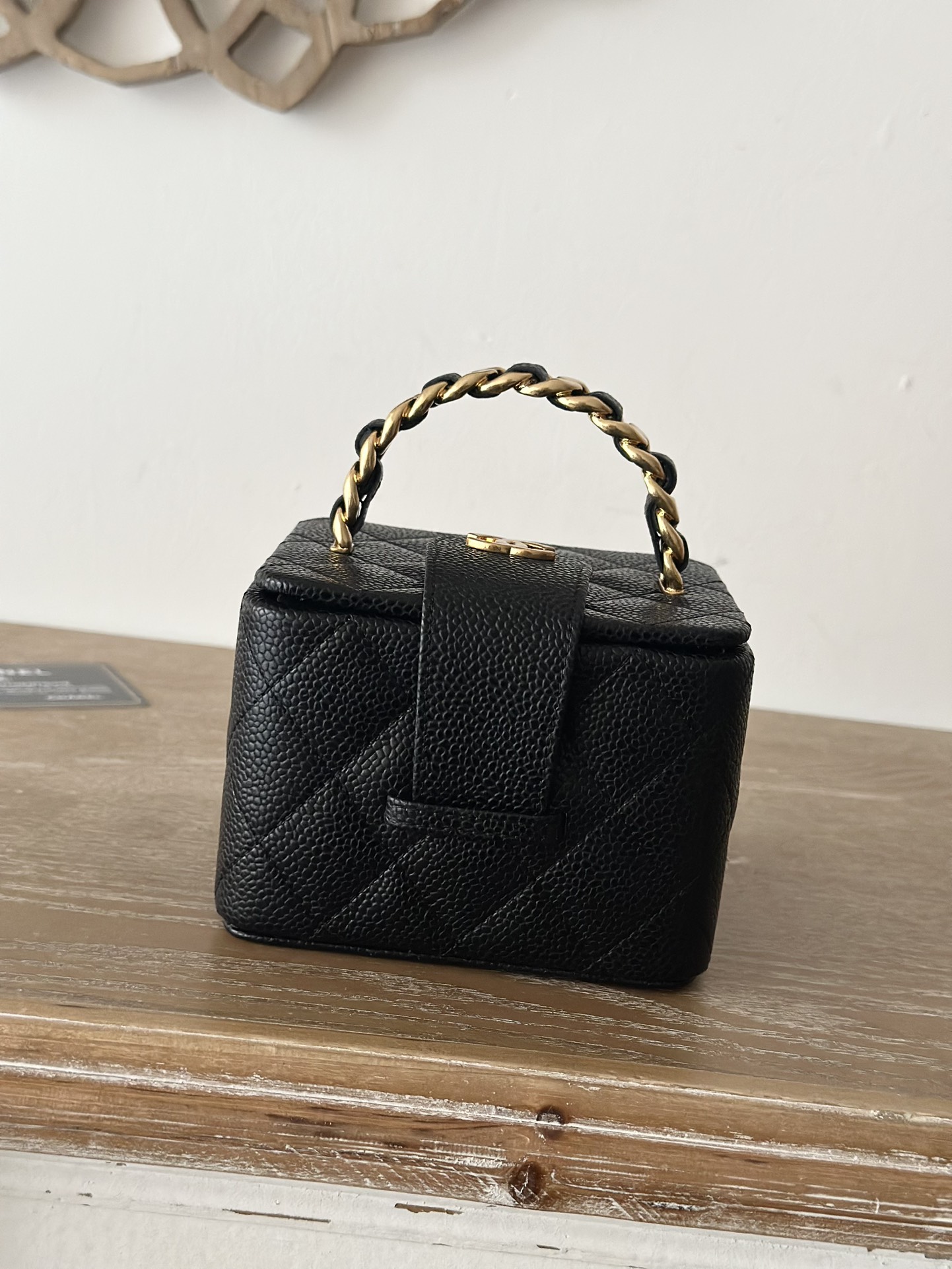 [TOP] CHANEL Vanity Case Calfskin 8.5x11x9.5cm/8.5x22x10cm - Black