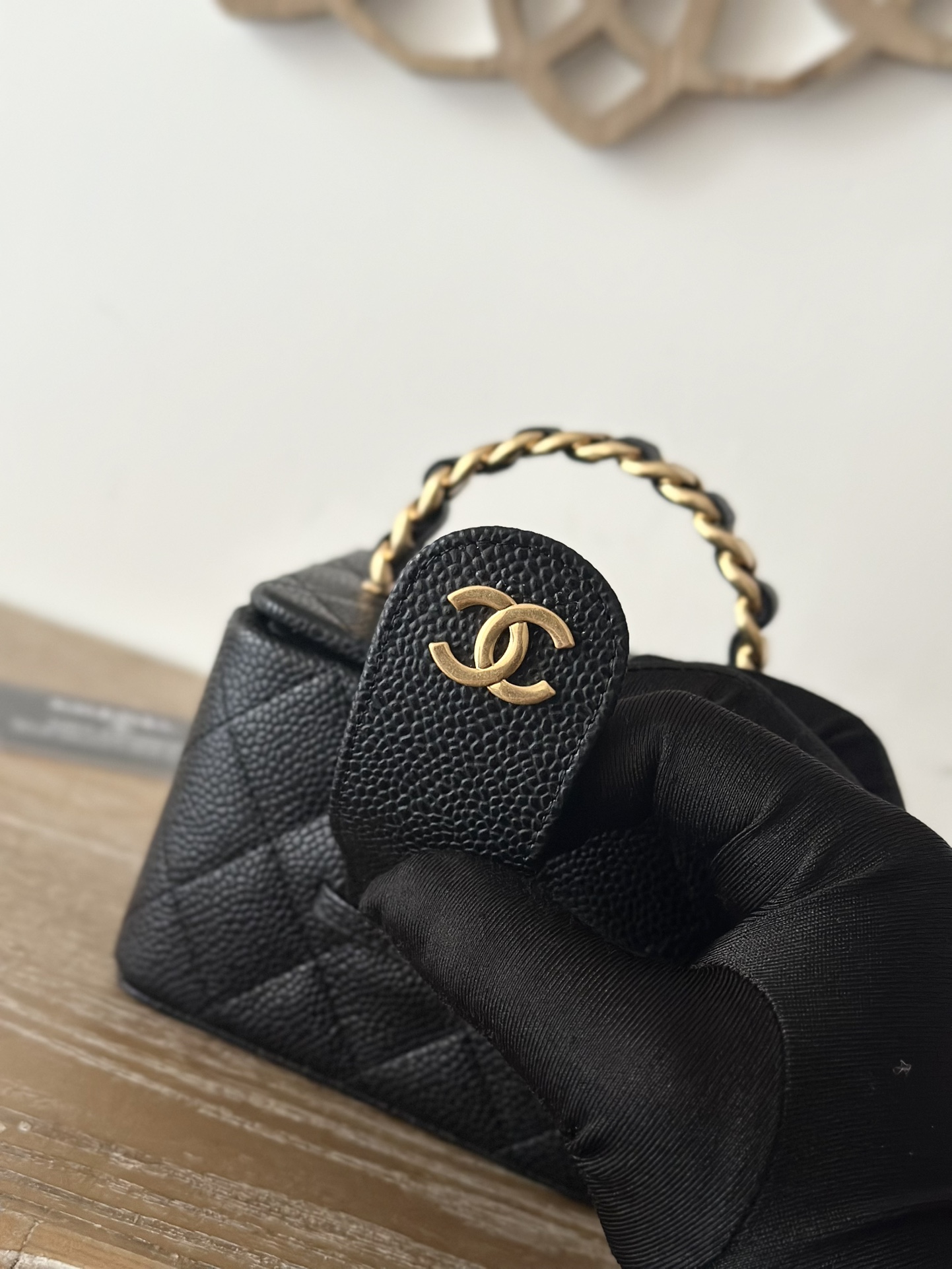 [TOP] CHANEL Vanity Case Calfskin 8.5x11x9.5cm/8.5x22x10cm - Black