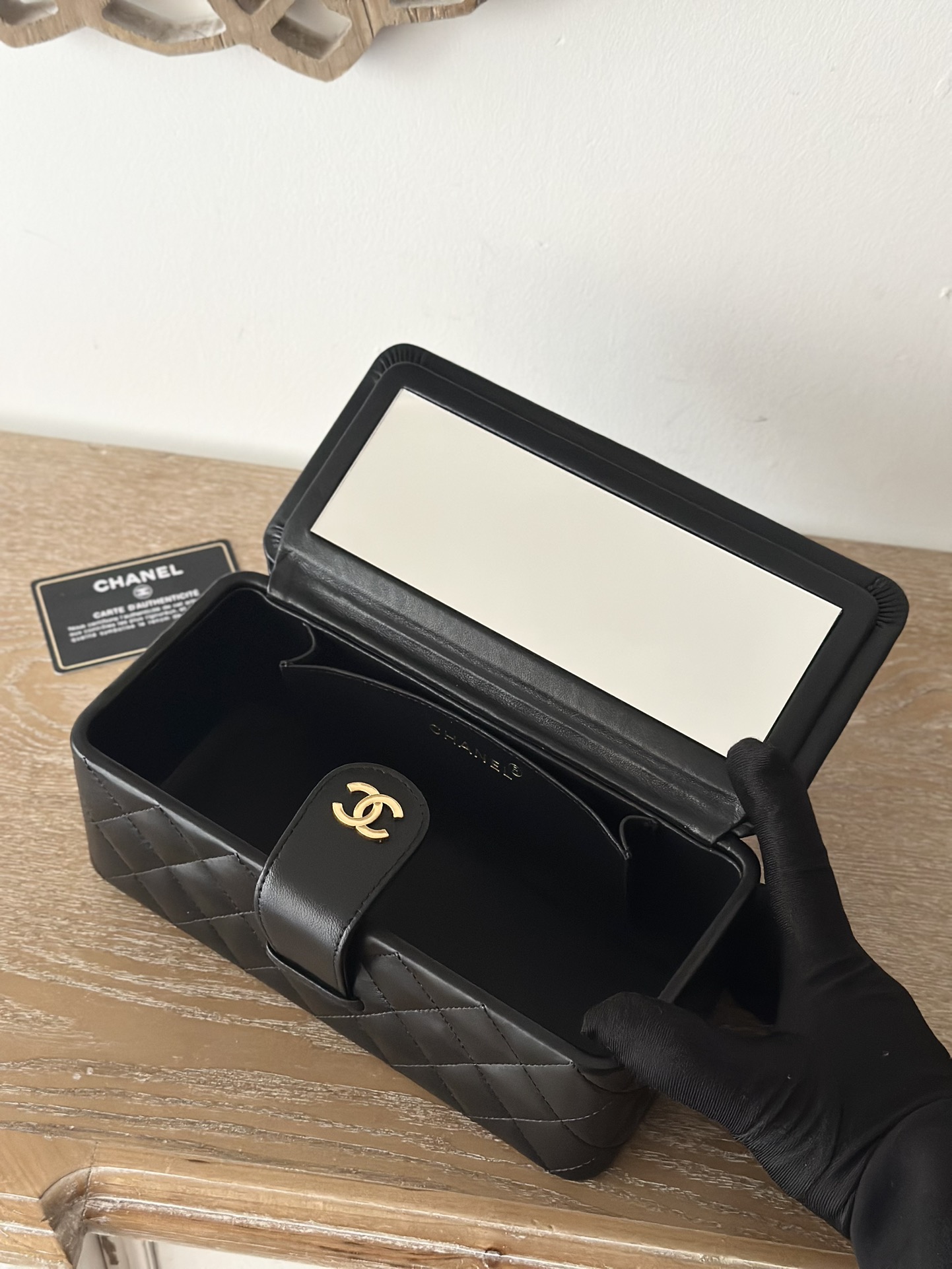 [TOP] CHANEL Vanity Case Lambskin 8.5x11x9.5cm/8.5x22x10cm - Black