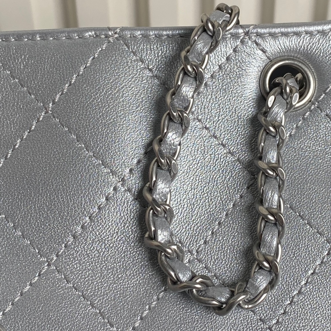 [TOP] CHANEL Backpack Leather 24.5x18x8cm - Silver