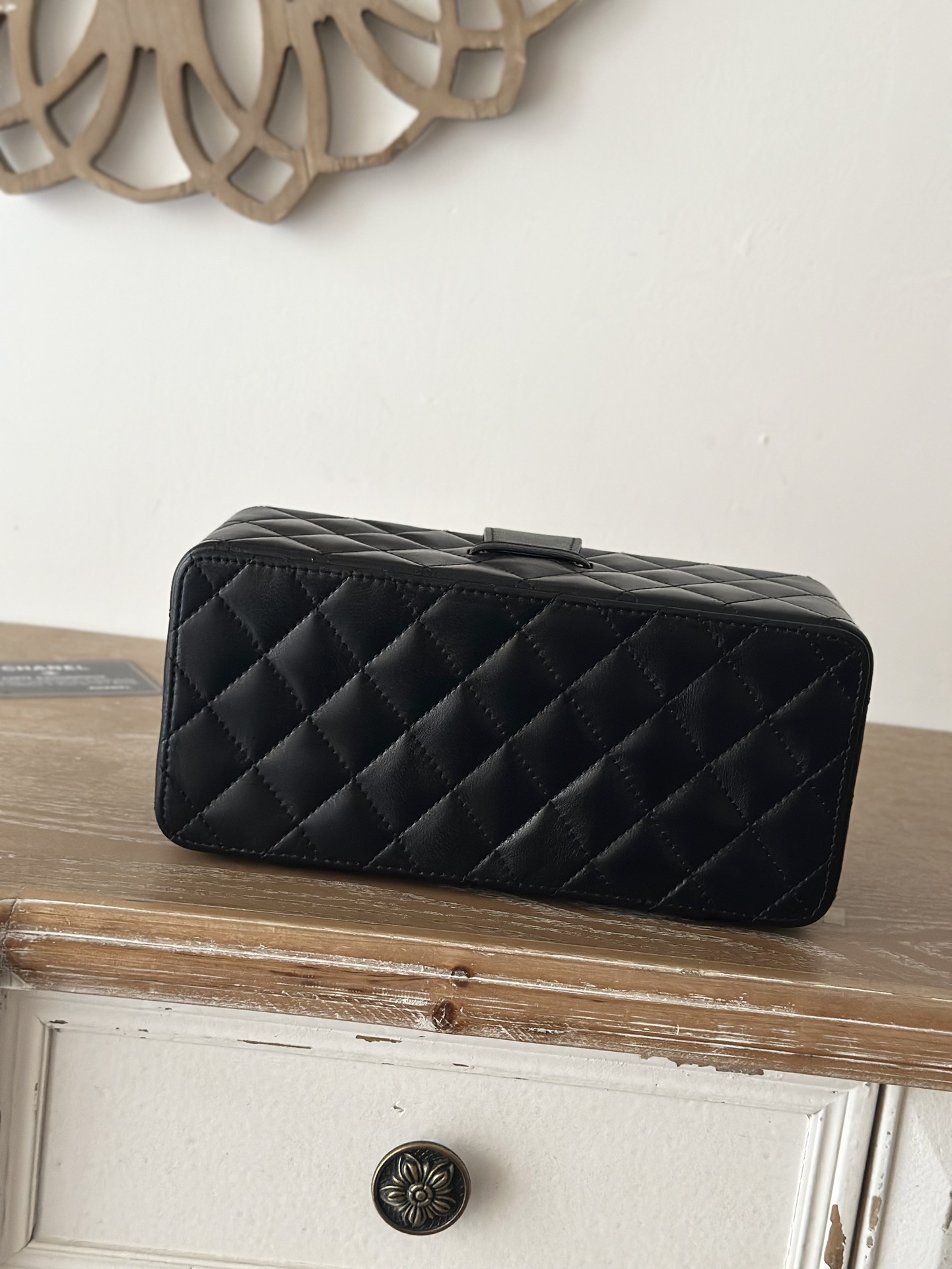 [TOP] CHANEL Vanity Case Lambskin 8.5x11x9.5cm/8.5x22x10cm - Black