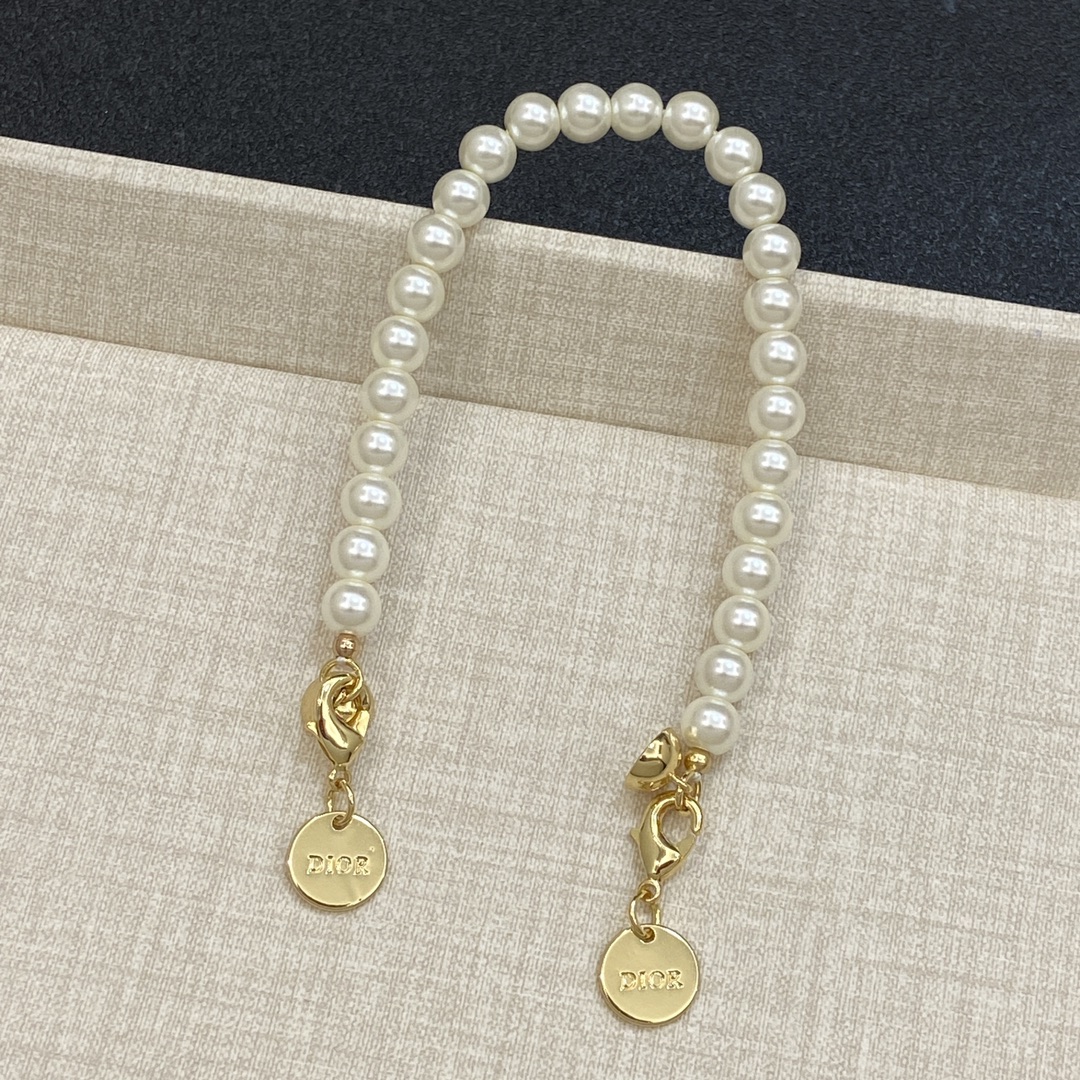 [TOP] Christian Dior CD Pearl Bracelet - 2 Style