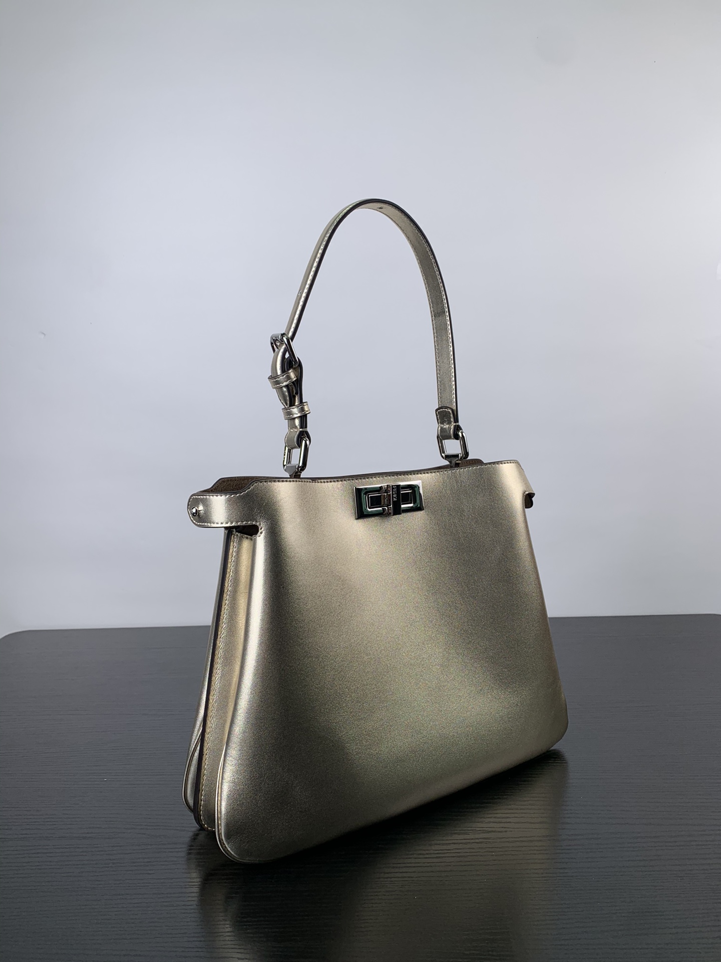 [TOP] FENDI Peekaboo Soft Cowhide Bag 33×10×25.5cm/ 40.5x28 x13cm- Gold