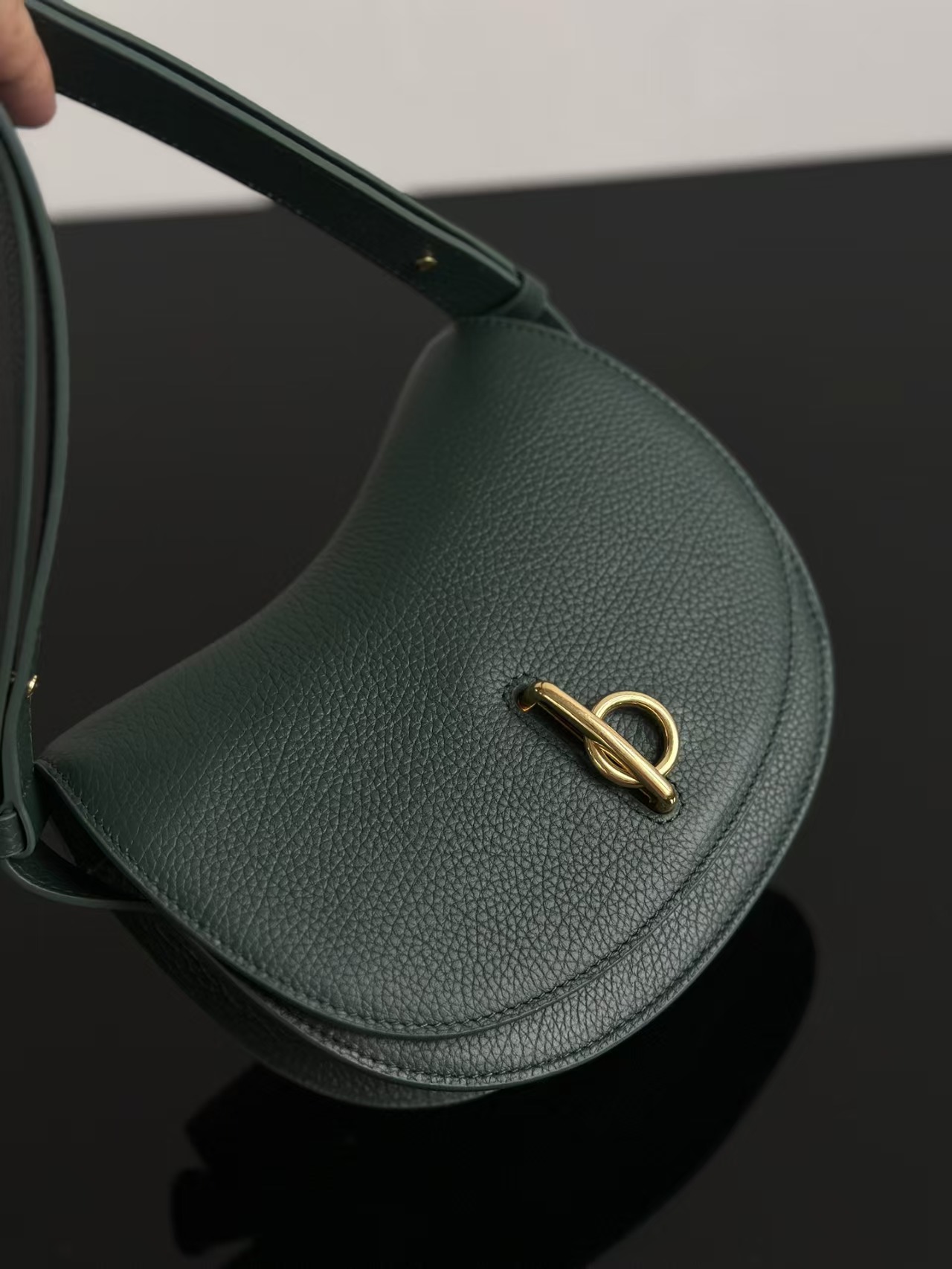 [TOP] BURBERRY Rocking Horse Bag 19× 6× 16cm - 4 Colors