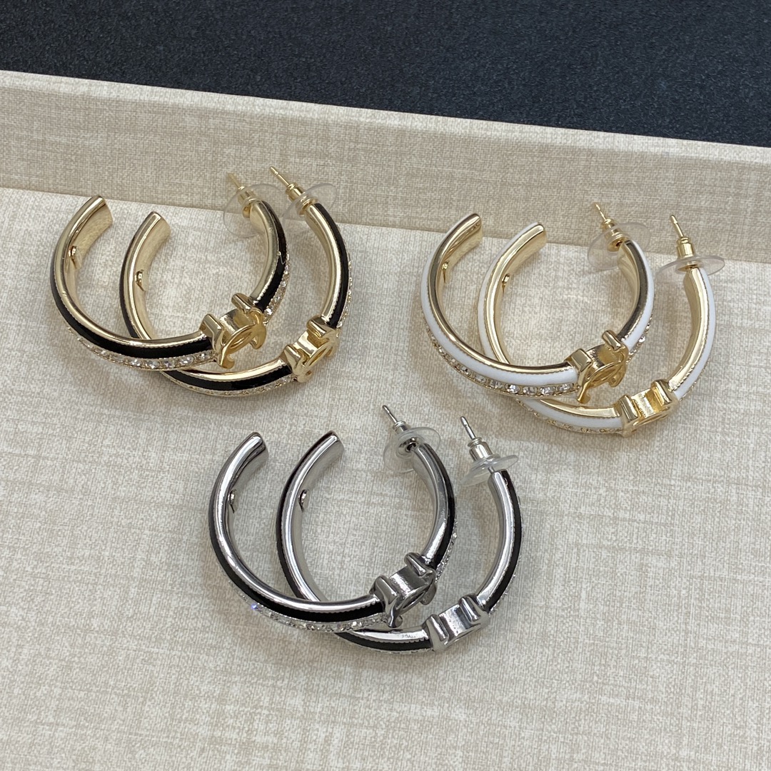 [TOP] CHANEL Earrings - 3 Colors