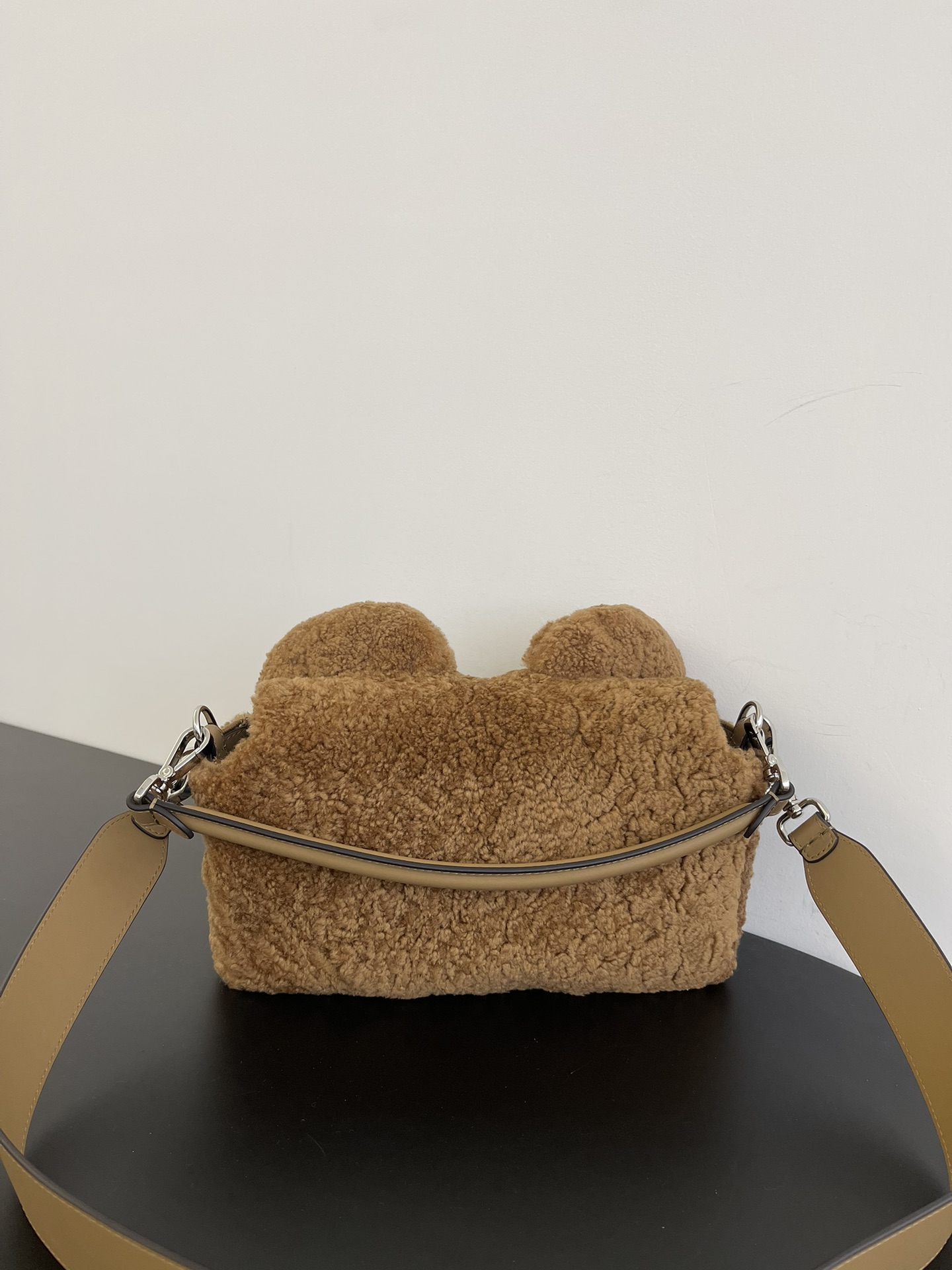 [TOP] FENDI Teddy Bear Baguette Bag 27x6x15cm - Brown