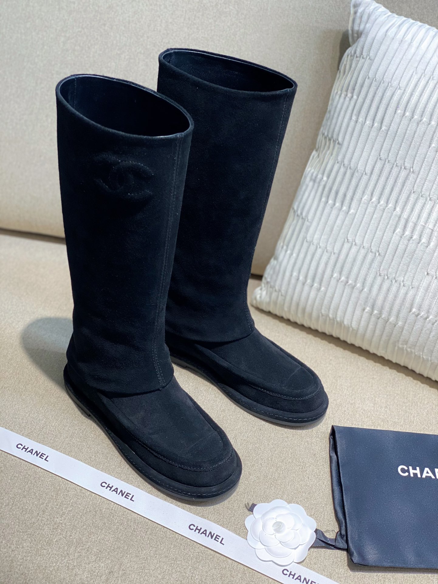 [TOP] CHANEL CC Suede Boots High Boots Cow Cuede - 2 Colour