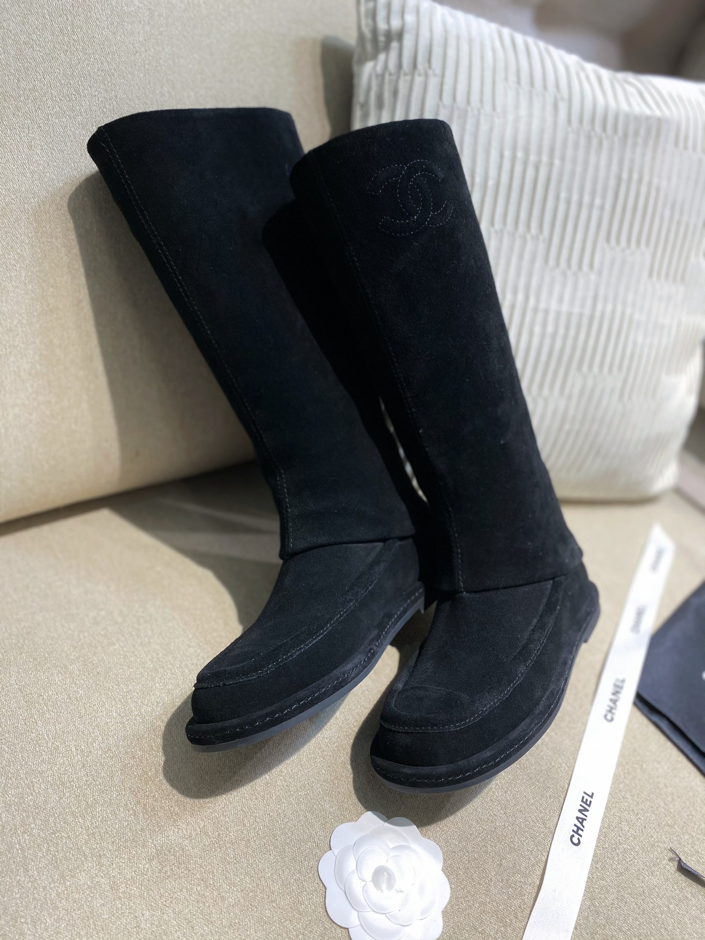 [TOP] CHANEL CC Suede Boots High Boots Cow Cuede - 2 Colour