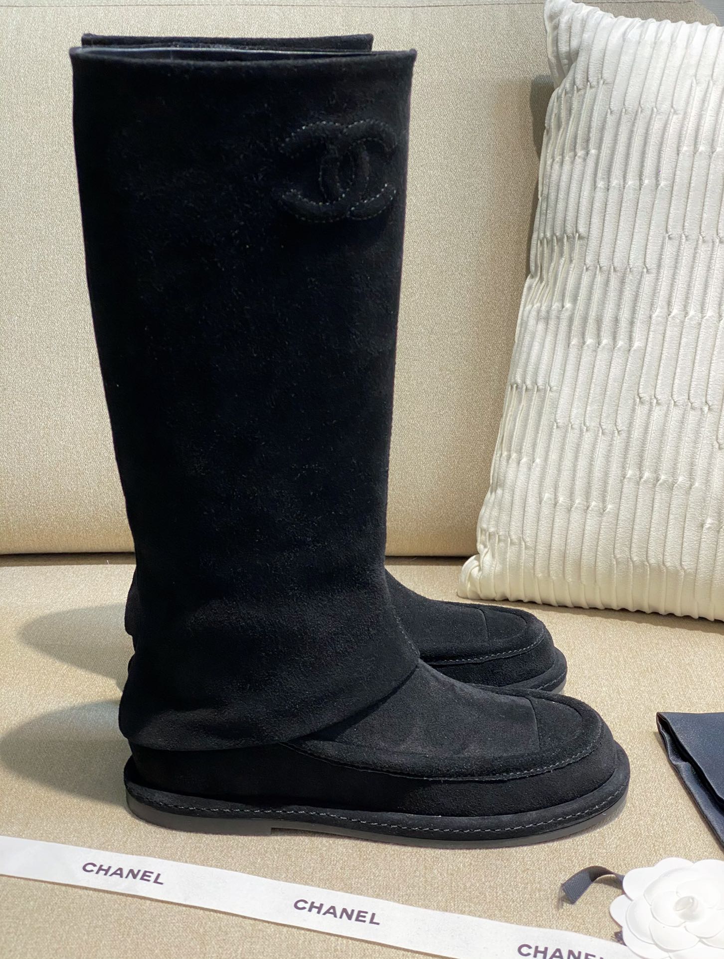 [TOP] CHANEL CC Suede Boots High Boots Cow Cuede - 2 Colour