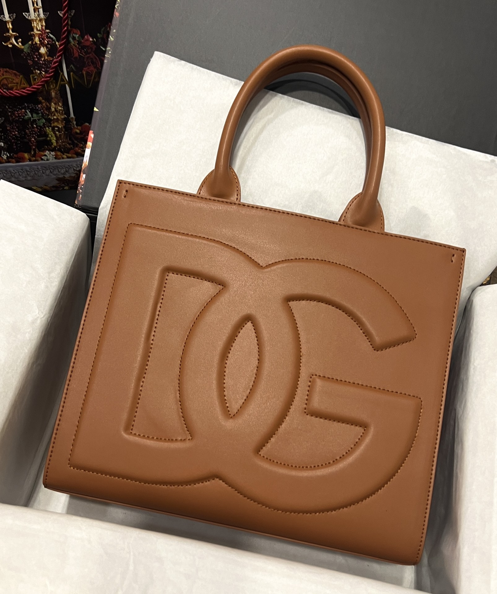 [TOP] Dolce & Gabbana D&G Logo Bag  30*26*10 cm - Brown