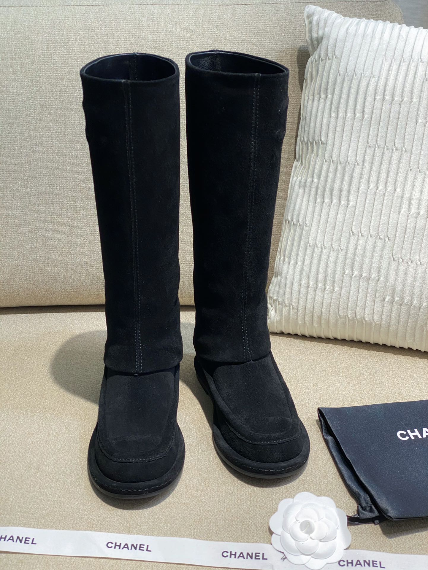 [TOP] CHANEL CC Suede Boots High Boots Cow Cuede - 2 Colour