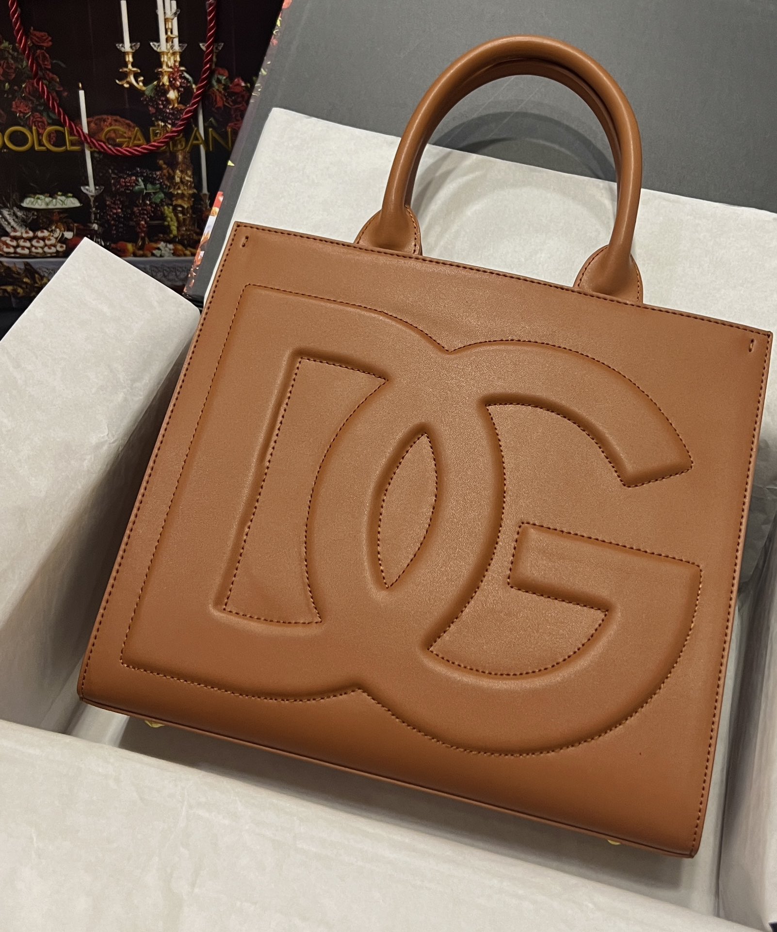 [TOP] Dolce & Gabbana D&G Logo Bag  30*26*10 cm - Brown