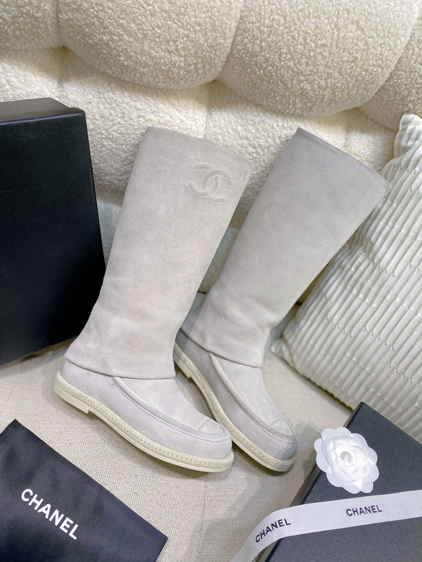 [TOP] CHANEL CC Suede Boots High Boots Cow Cuede - 2 Colour