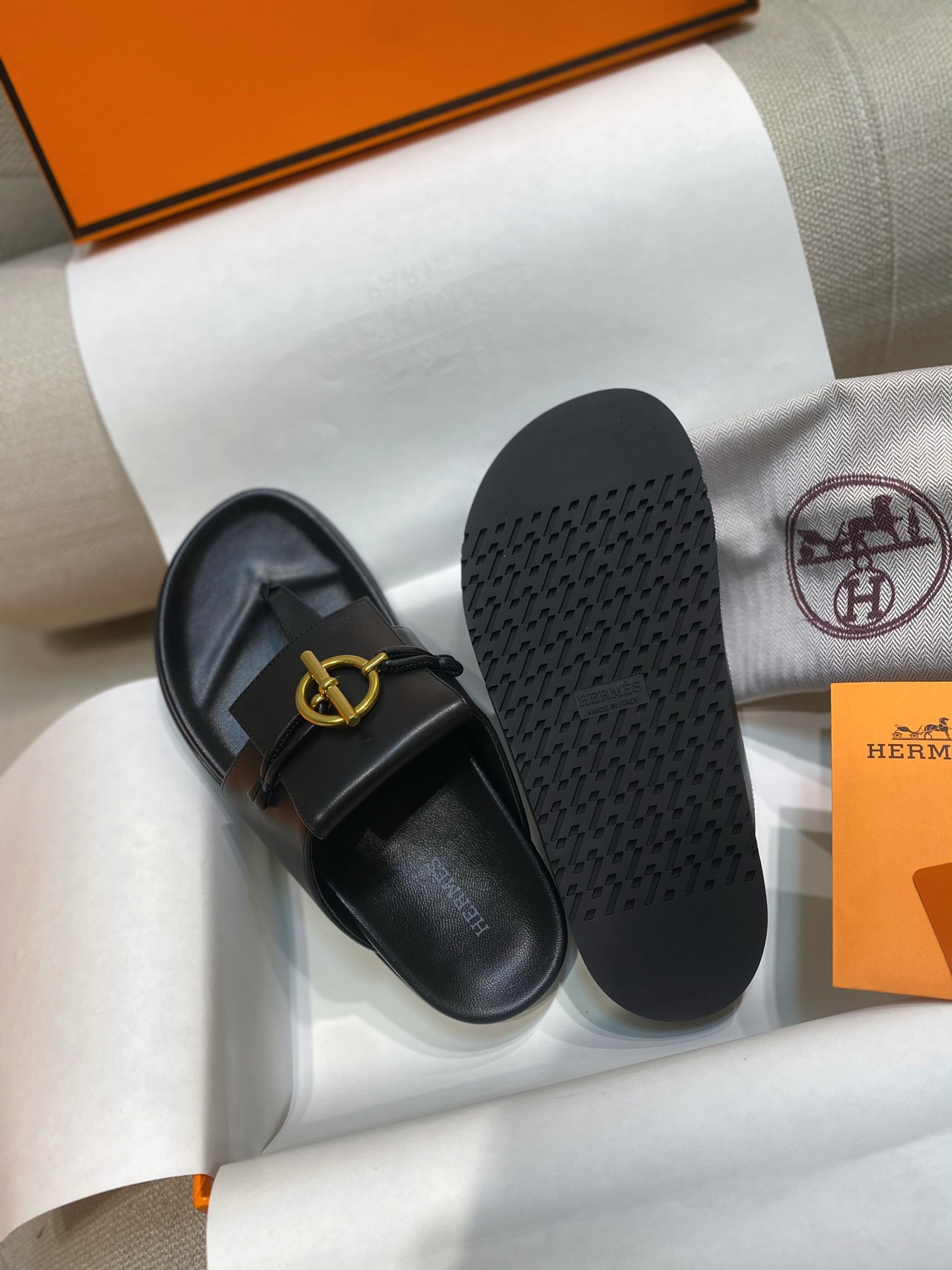 [TOP] HERMES Joyce Sandals Slippers- 2 Colour