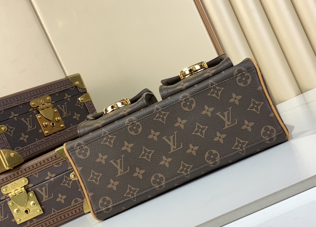 [TOP] Louis Vuitton LV Monogram Manhattan PM Bag 30＊12＊20cm - Brown