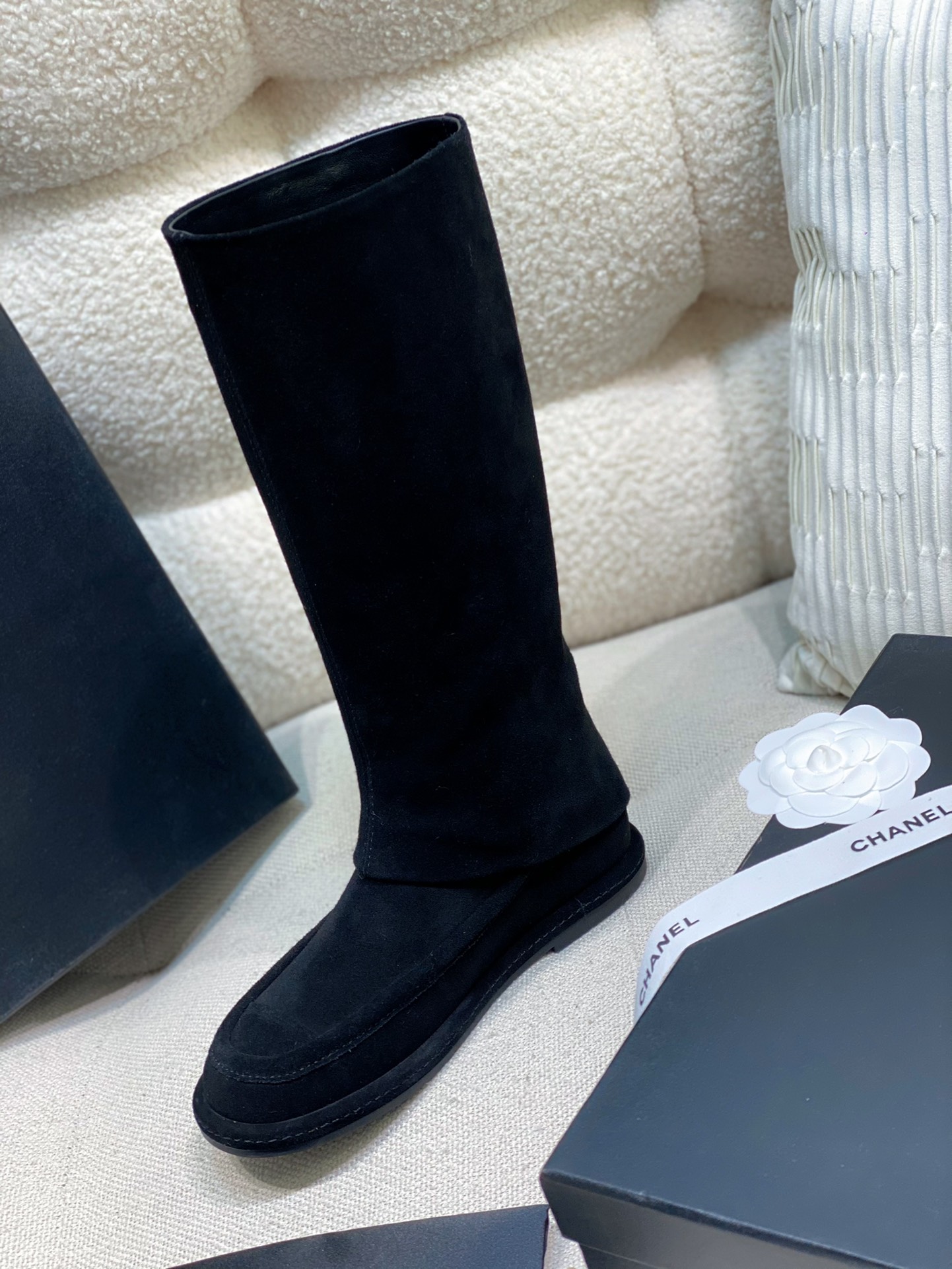 [TOP] CHANEL CC Suede Boots High Boots Cow Cuede - 2 Colour