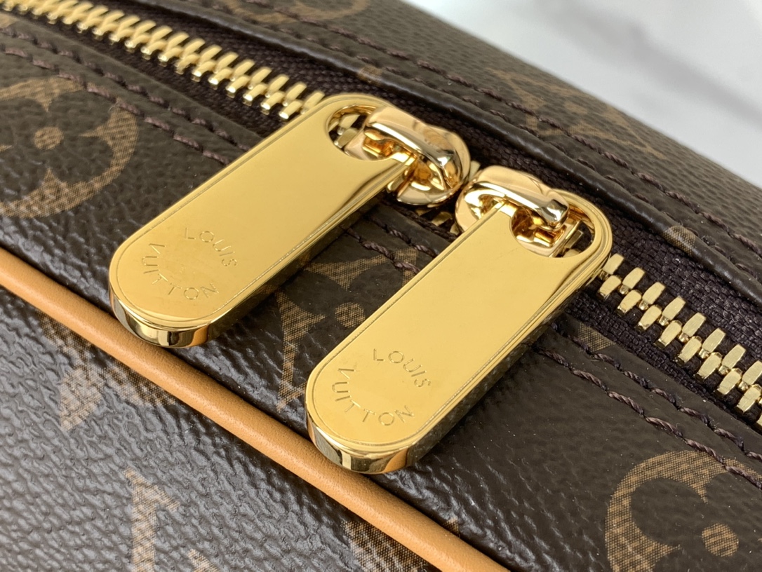 [TOP] Louis Vuitton LV Monogram Manhattan PM Bag 30＊12＊20cm - Brown