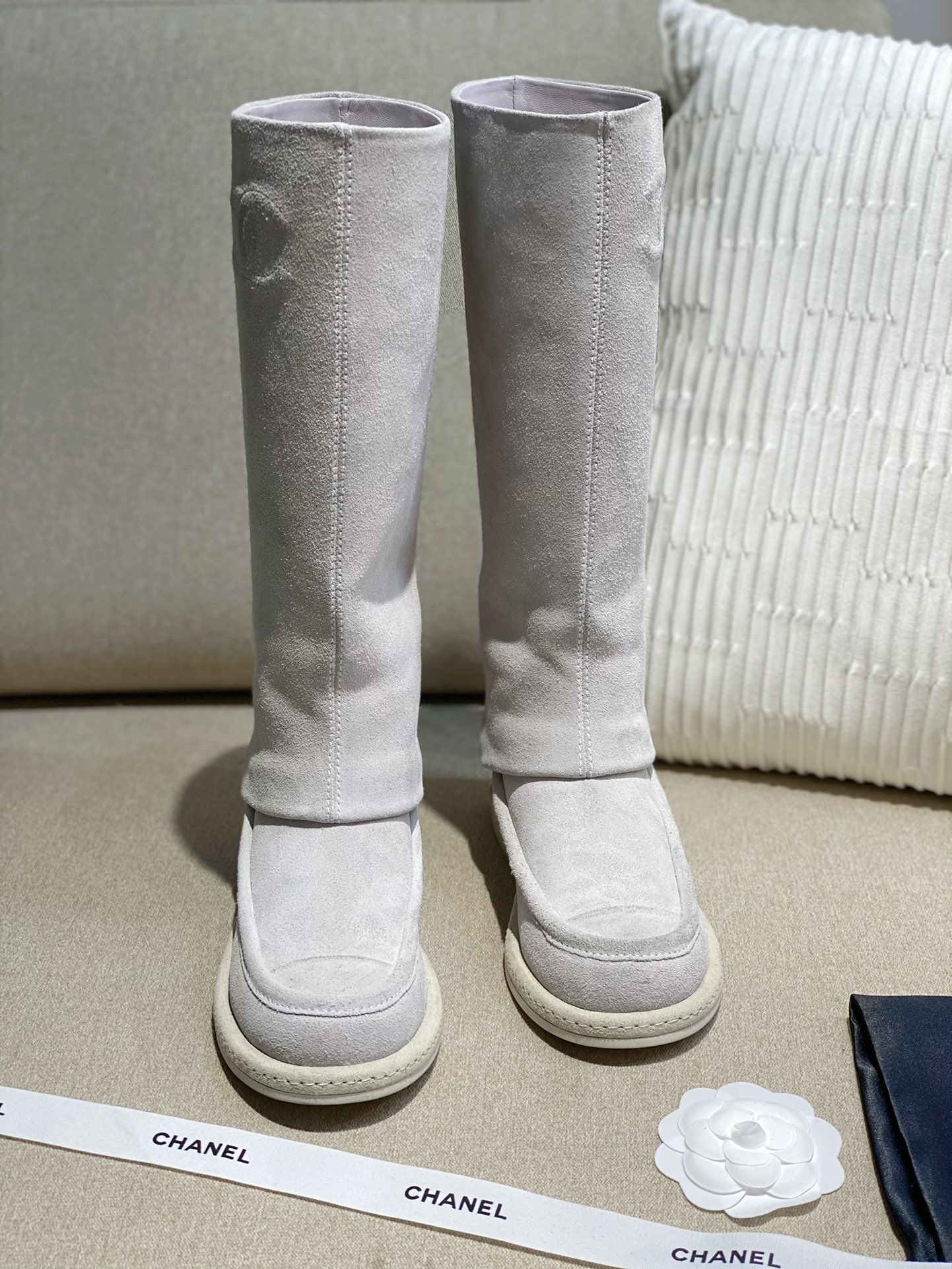 [TOP] CHANEL CC Suede Boots High Boots Cow Cuede - 2 Colour