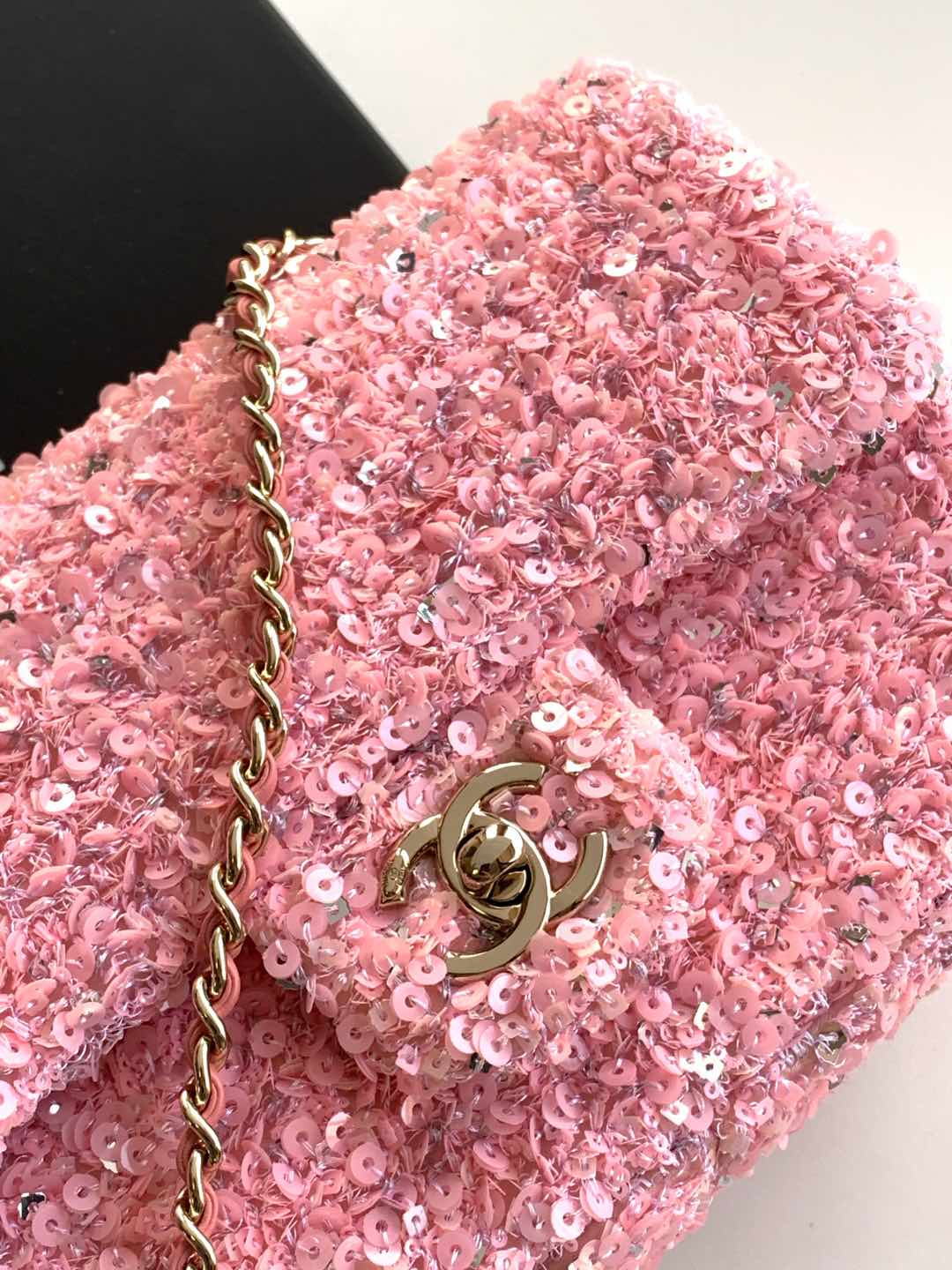 [TOP] CHANEL Sequin Flap Bag 20cm - Pink/Beige